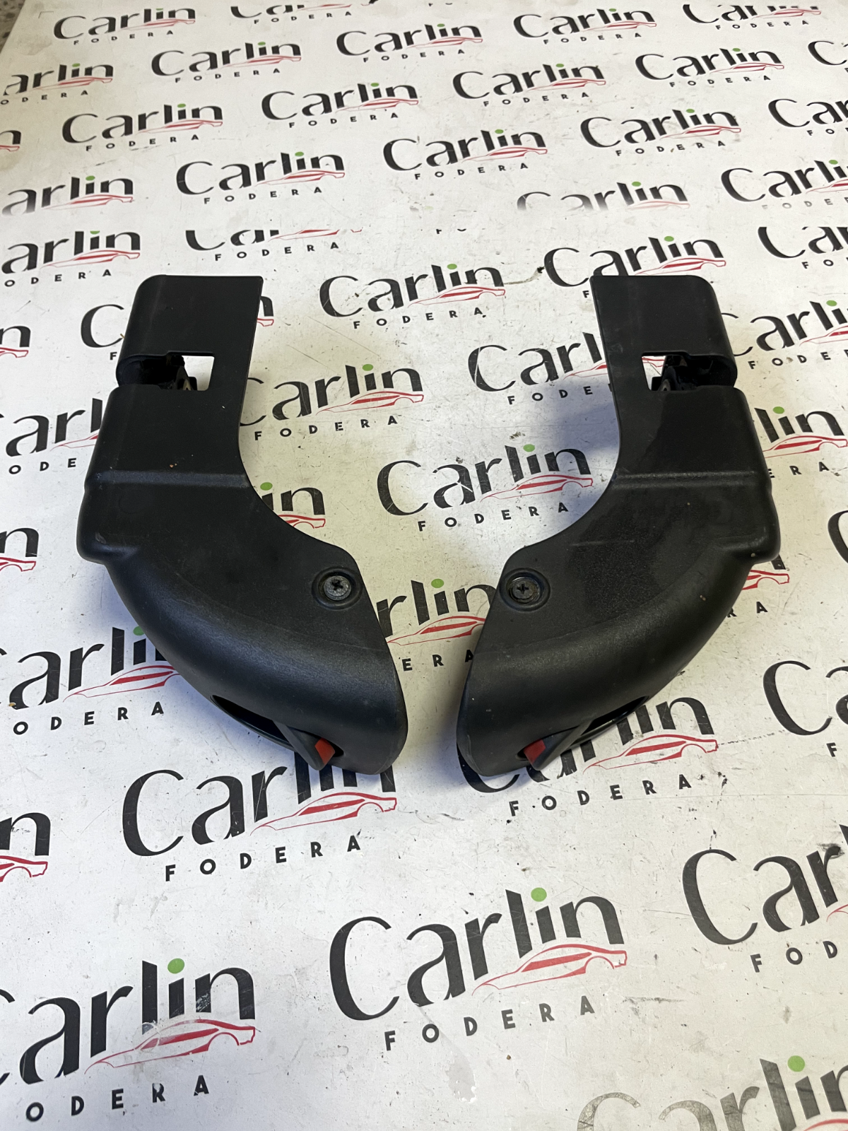 Chiusura Sedile Posteriore SX e DX Lancia Y Elefantino (840) detail