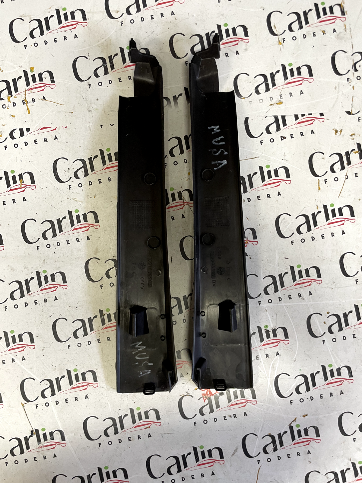 Coppia Battitacco Posteriore Lancia Musa 735383150/149 detail