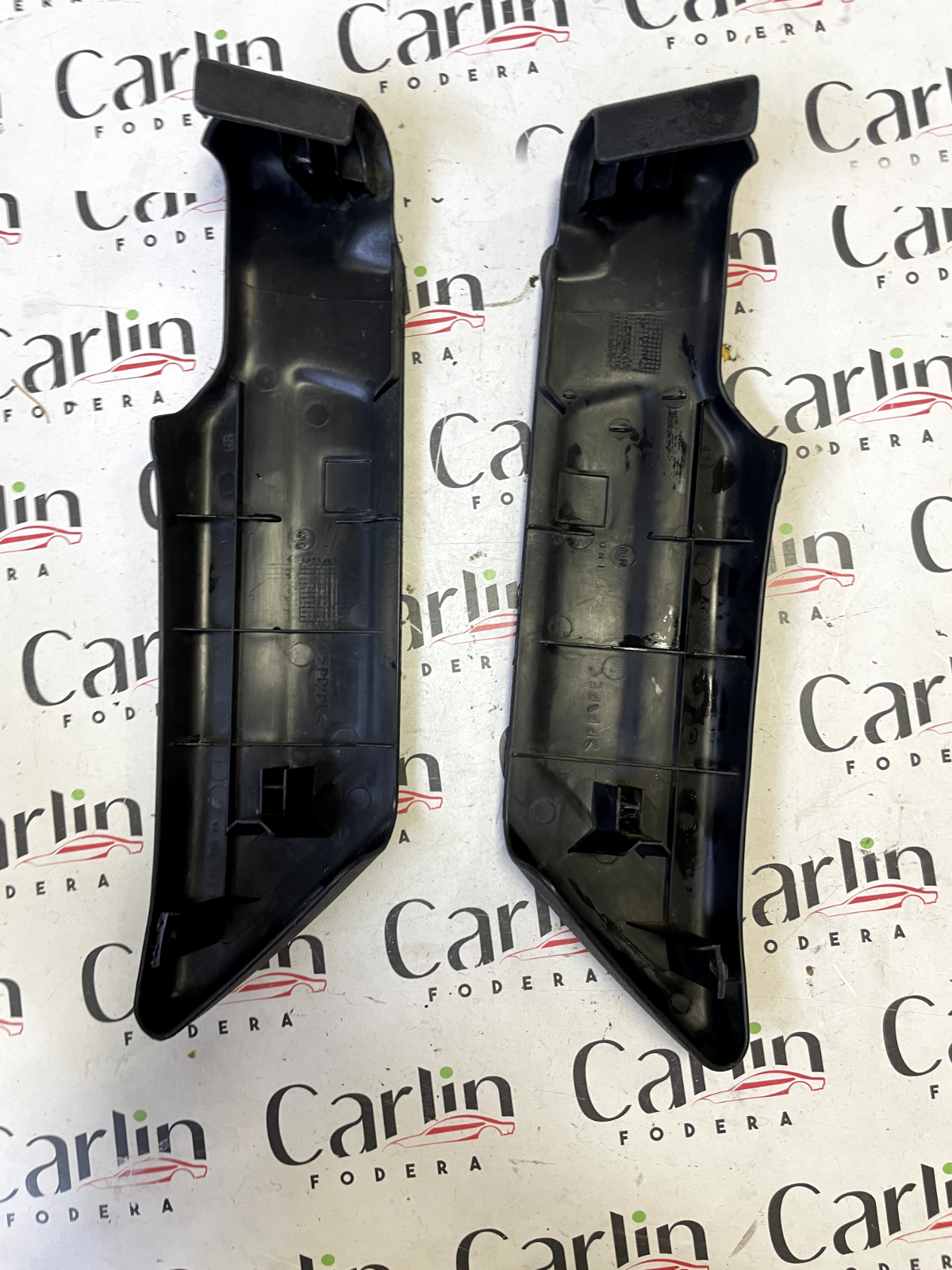 Coppia Citroën Saxo/Peugeot 106 9627615877/9627615777 detail