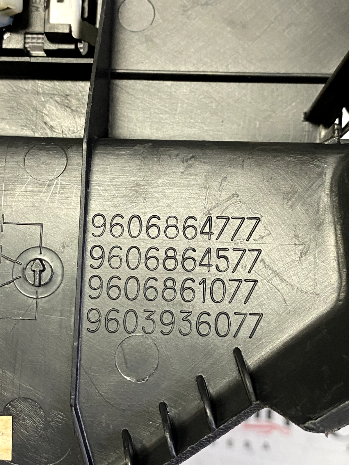 Coppia Reggimensola Peugeot 106 MK2/Citroën Saxo detail 3