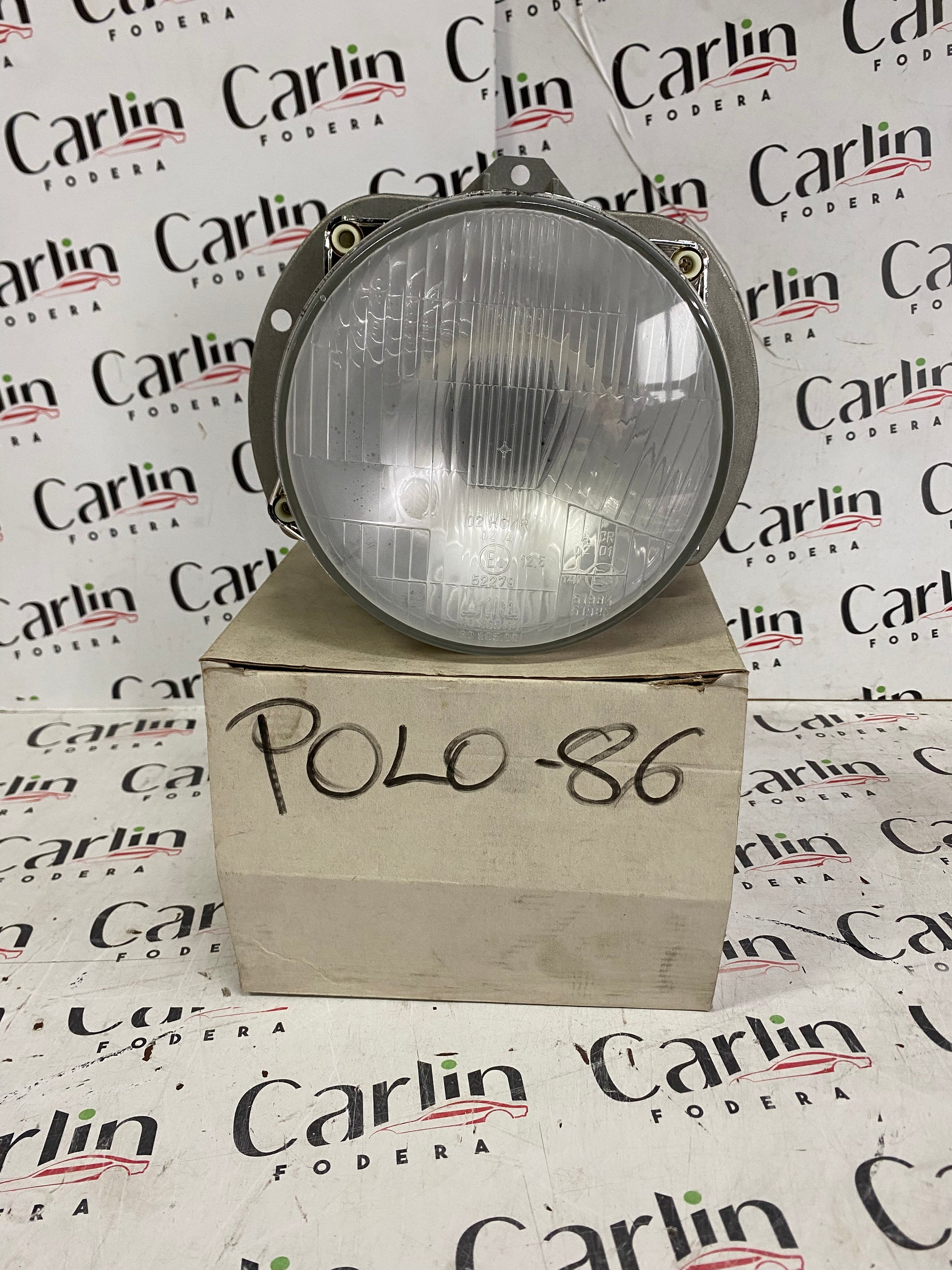 FARO ANTERIORE DESTRO – VW POLO 1986-1990 –  8080500