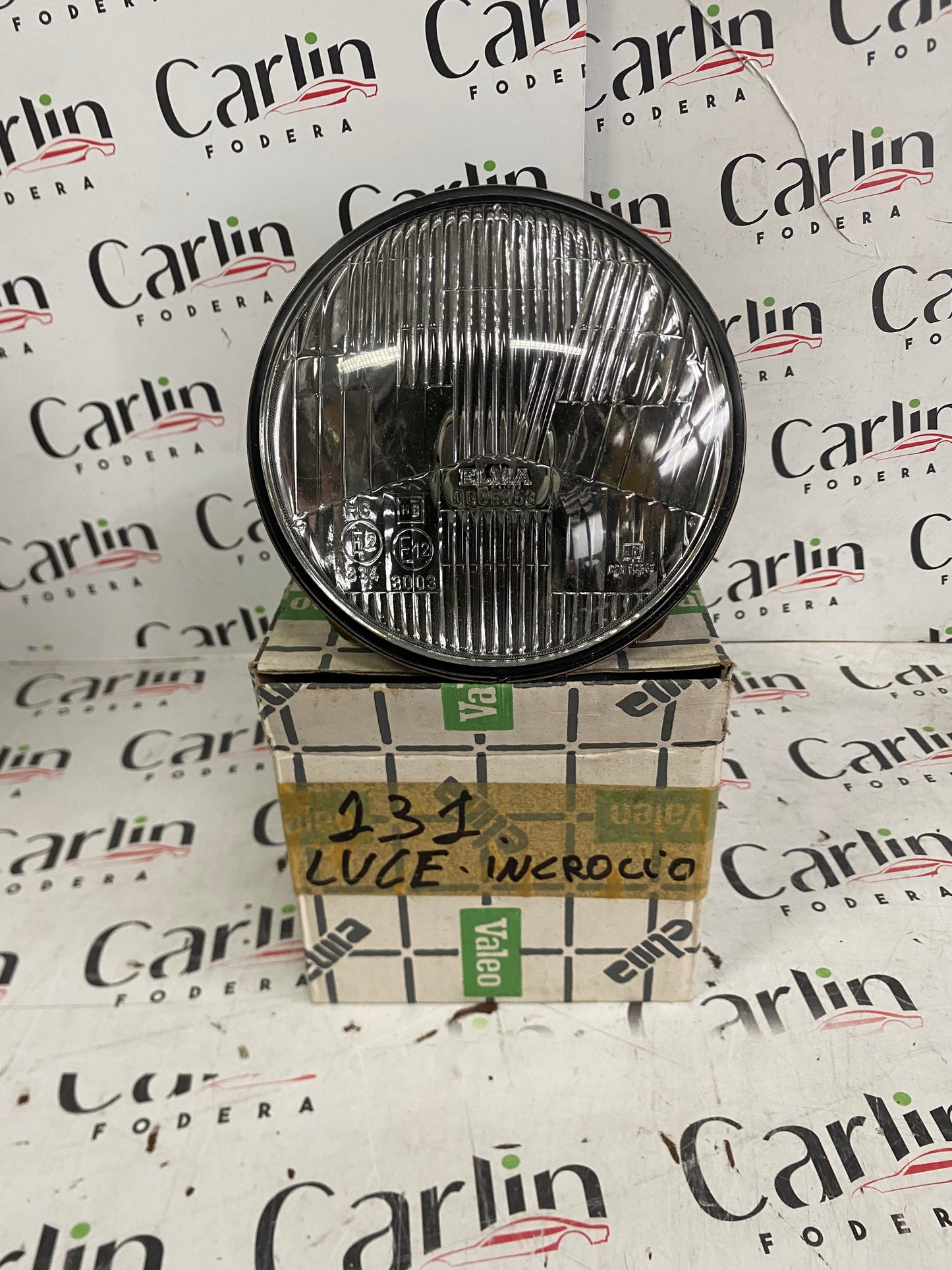 FARO ANTERIORE INTERNO – FIAT 128  COUPÉ / FIAT 131 / FIAT 132 – 0605053