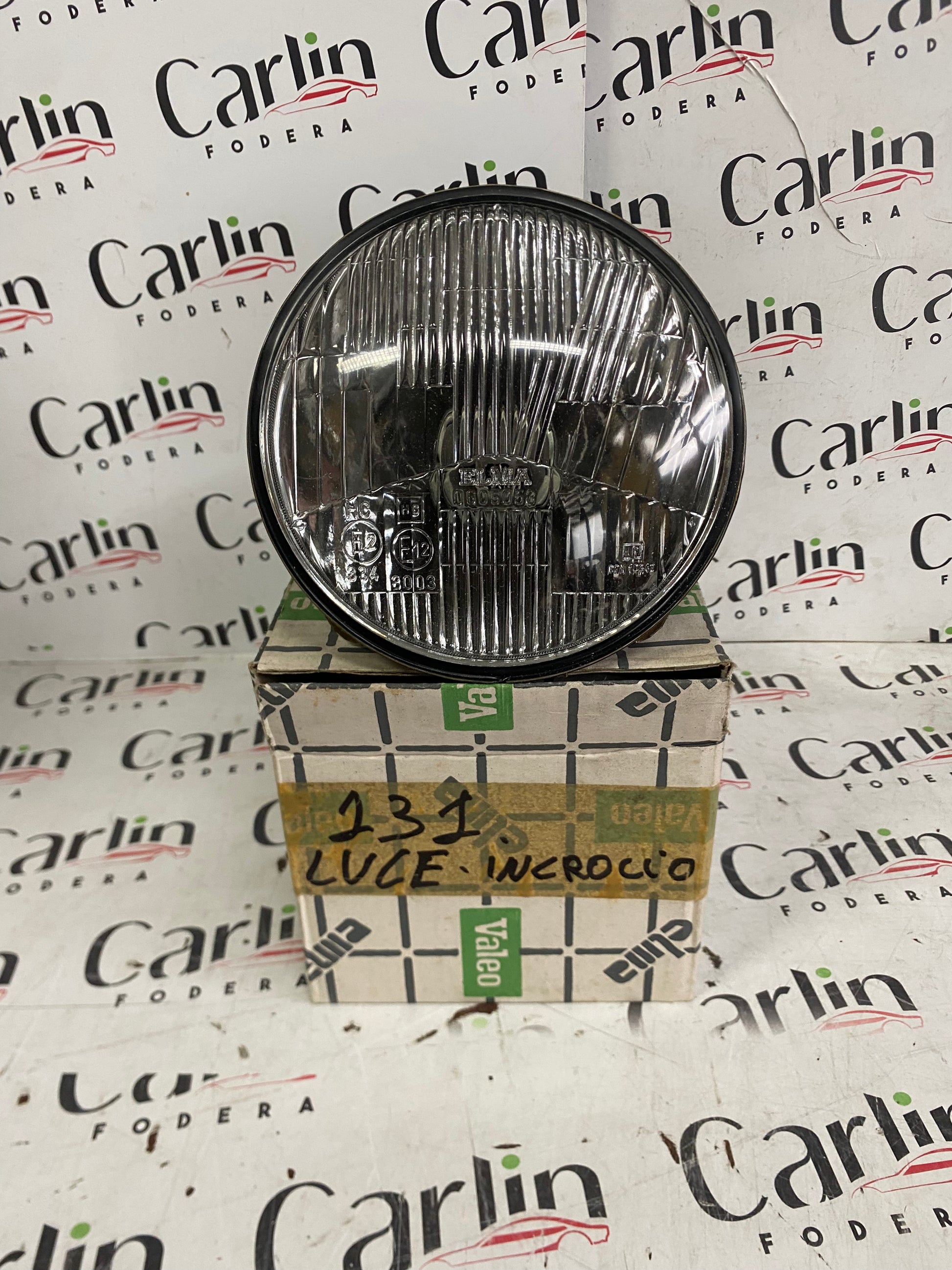 FARO ANTERIORE INTERNO – FIAT 128  COUPÉ / FIAT 131 / FIAT 132 – 0605053