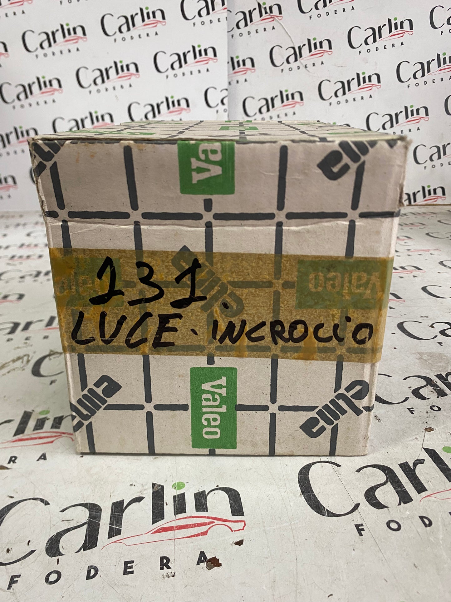 FARO ANTERIORE INTERNO – FIAT 128  COUPÉ / FIAT 131 / FIAT 132 – 0605053 4