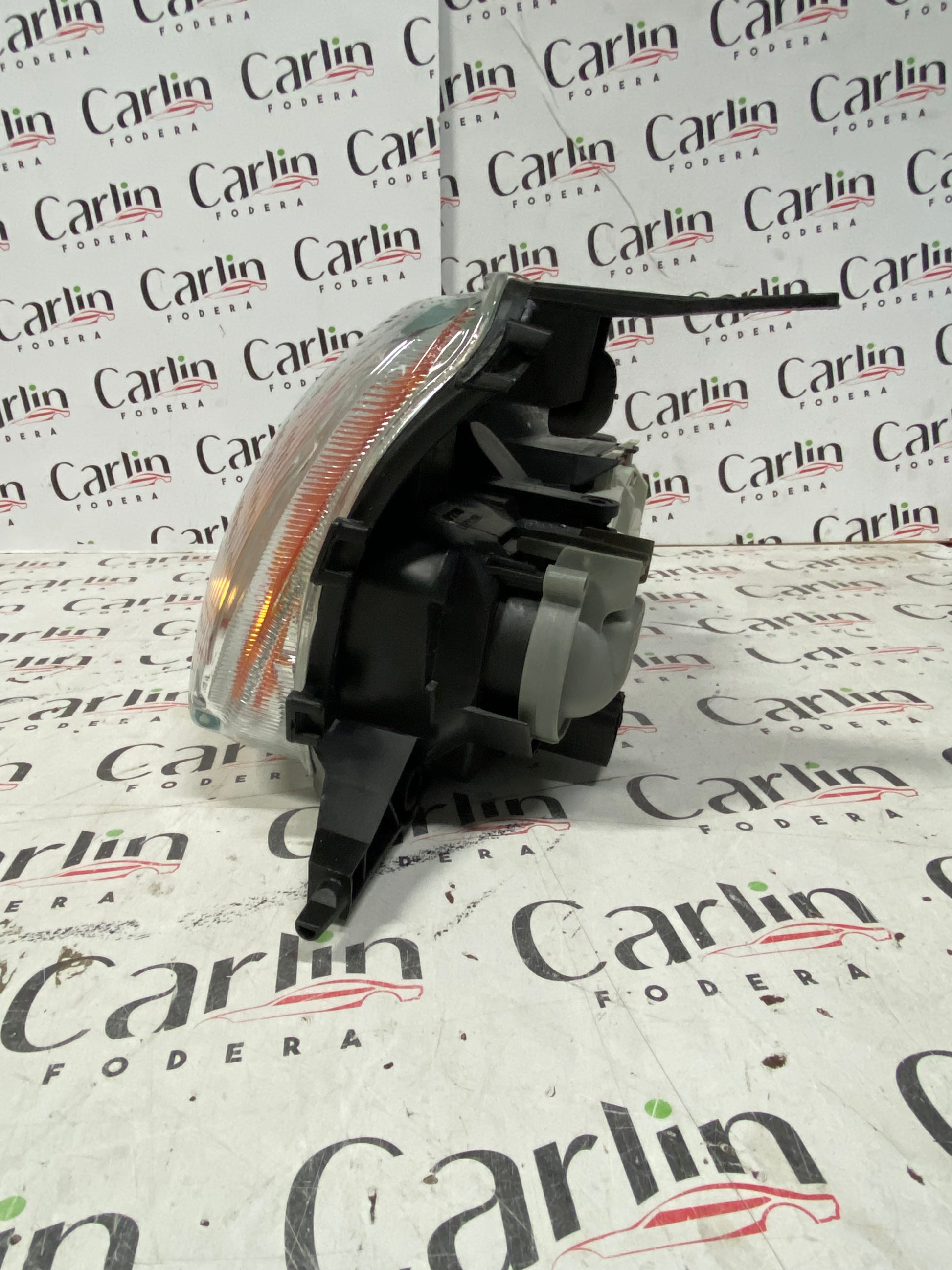 FARO ANTERIORE SINISTRO – FORD FIESTA MK4 – COD. 431-1146L-LD-EM 1