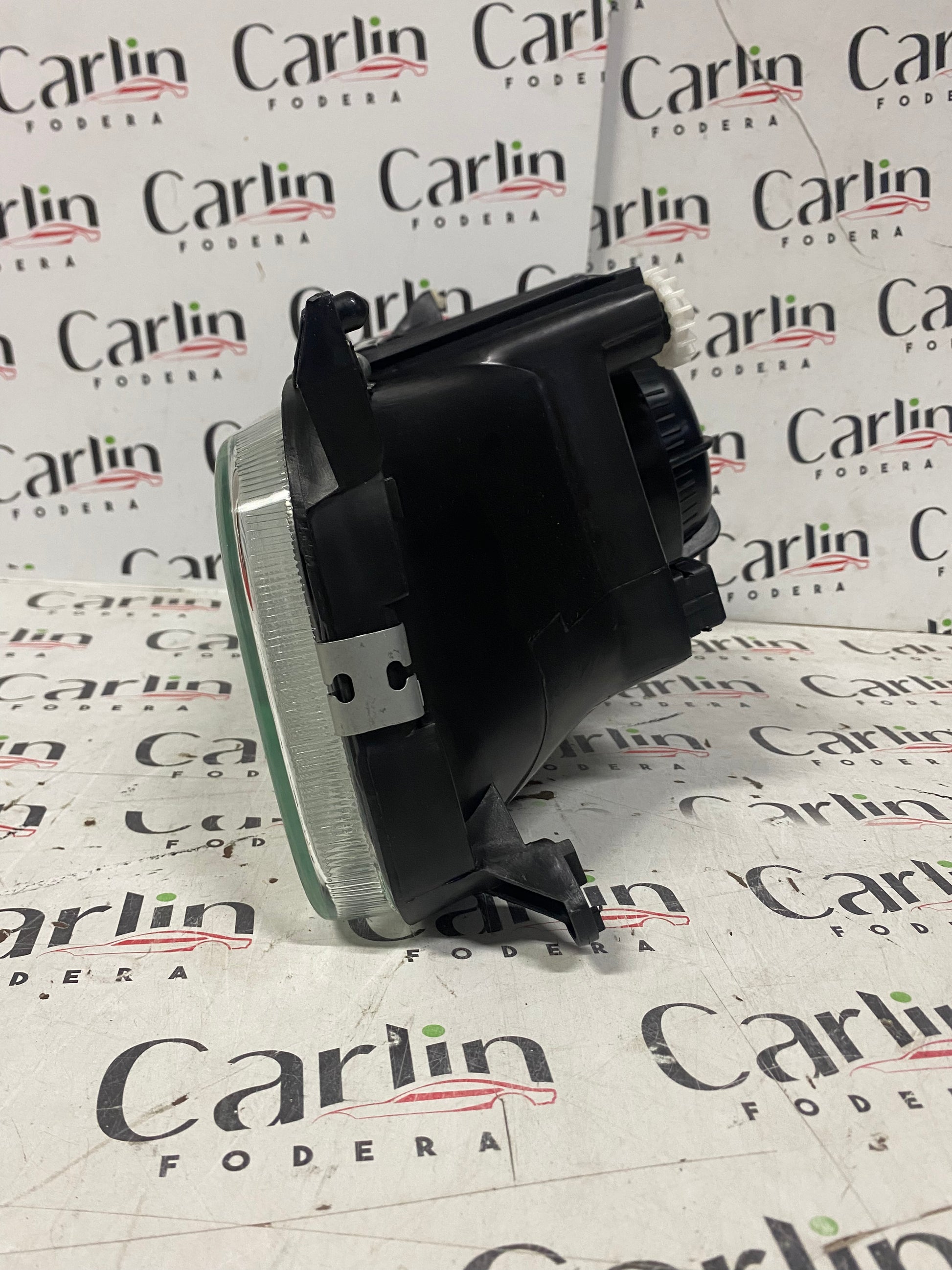 FARO ANTERIORE SINISTRO – VOLKSWAGEN PASSAT – DEPO 441-1109-LD-E 4