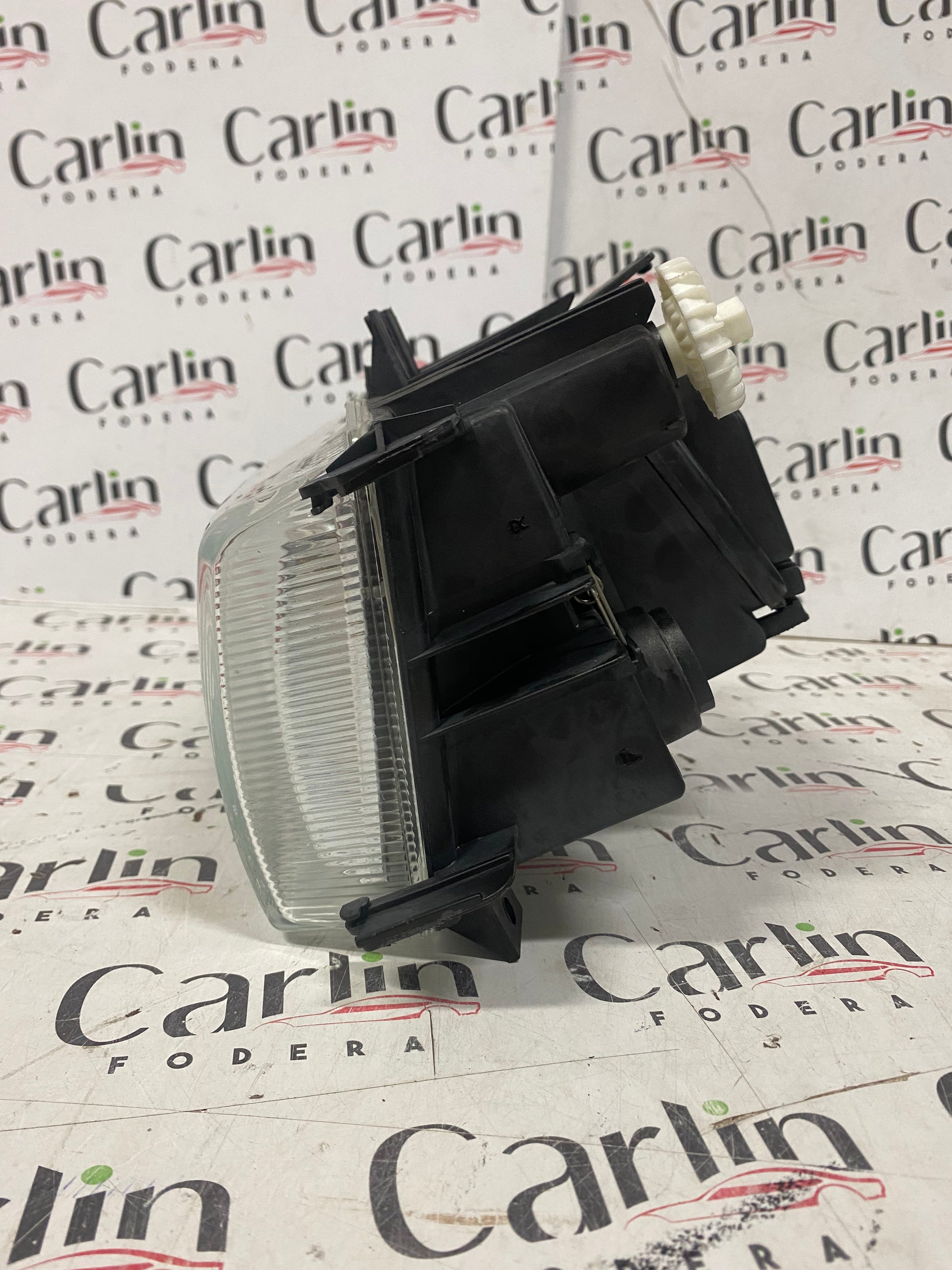 FARO ANTERIORE SINISTRO – VW POLO 4 PORTE 1996-1999 – 085818 2