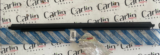 FIAT UNO - RASCHIAVETRO INTERNO POSTERIORE DESTRO NUOVO ORIGINALE - COD. 7711309