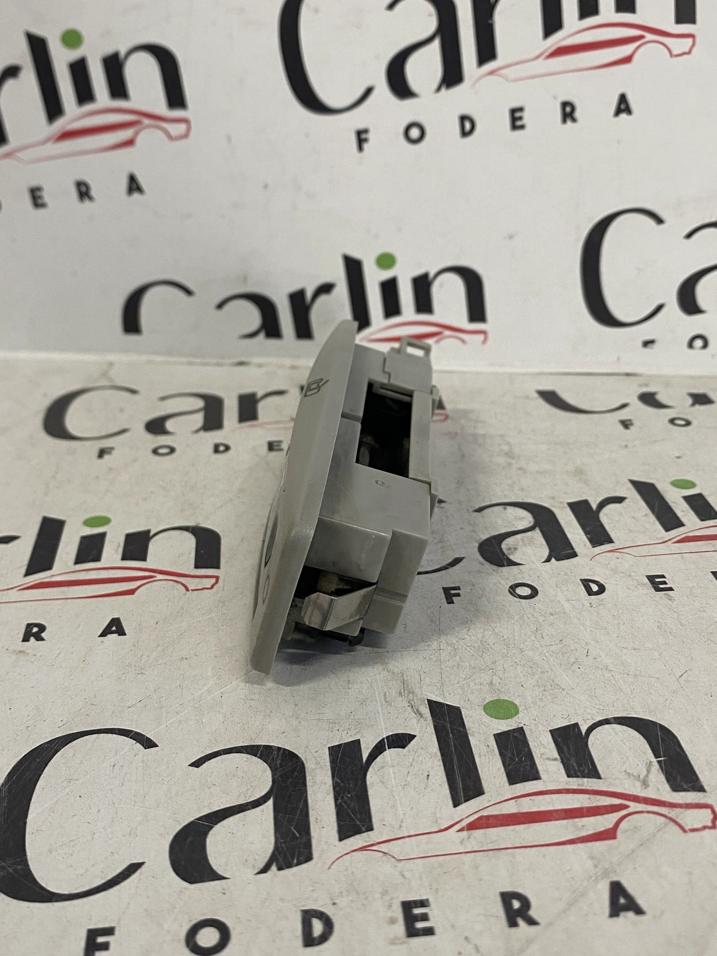 Fanale Posteriore Interno VW Golf Mk4 – Cod. 3B094729 | Compatibile Passat 1