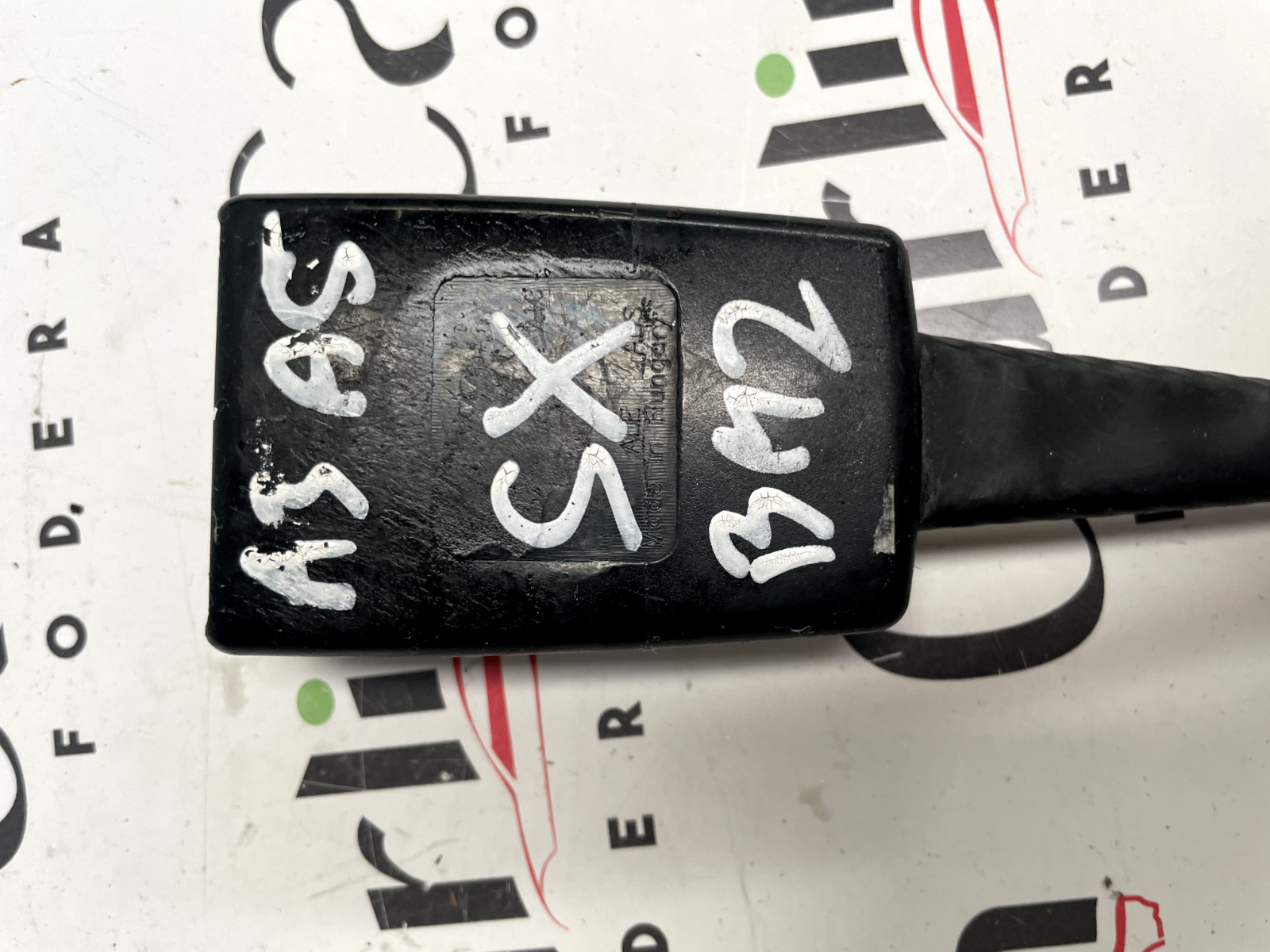 Fibbia Cintura di Sicurezza SX Audi A3/A5 8E0857756C detail 3