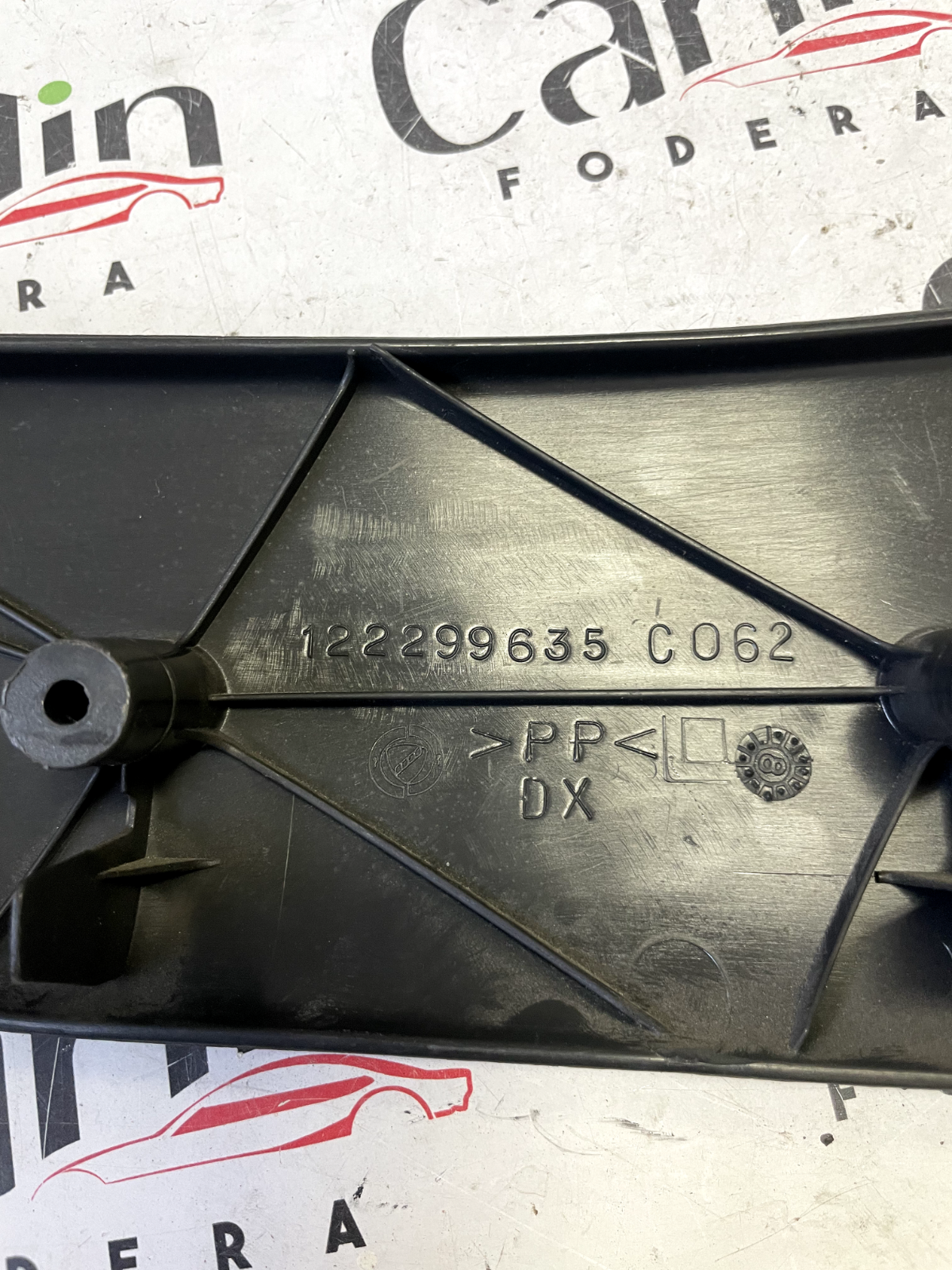 Finitura Sedile Anteriore Destro Lancia Y - 122299635 detail