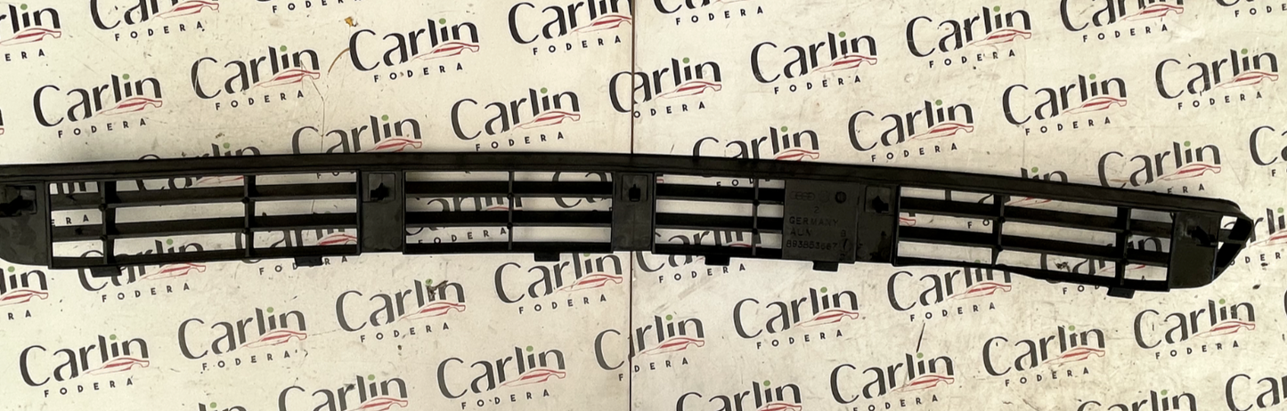 Griglia Centrale Audi 80 B3 (86-91)/90 B3 (87-91) 893853667 detail