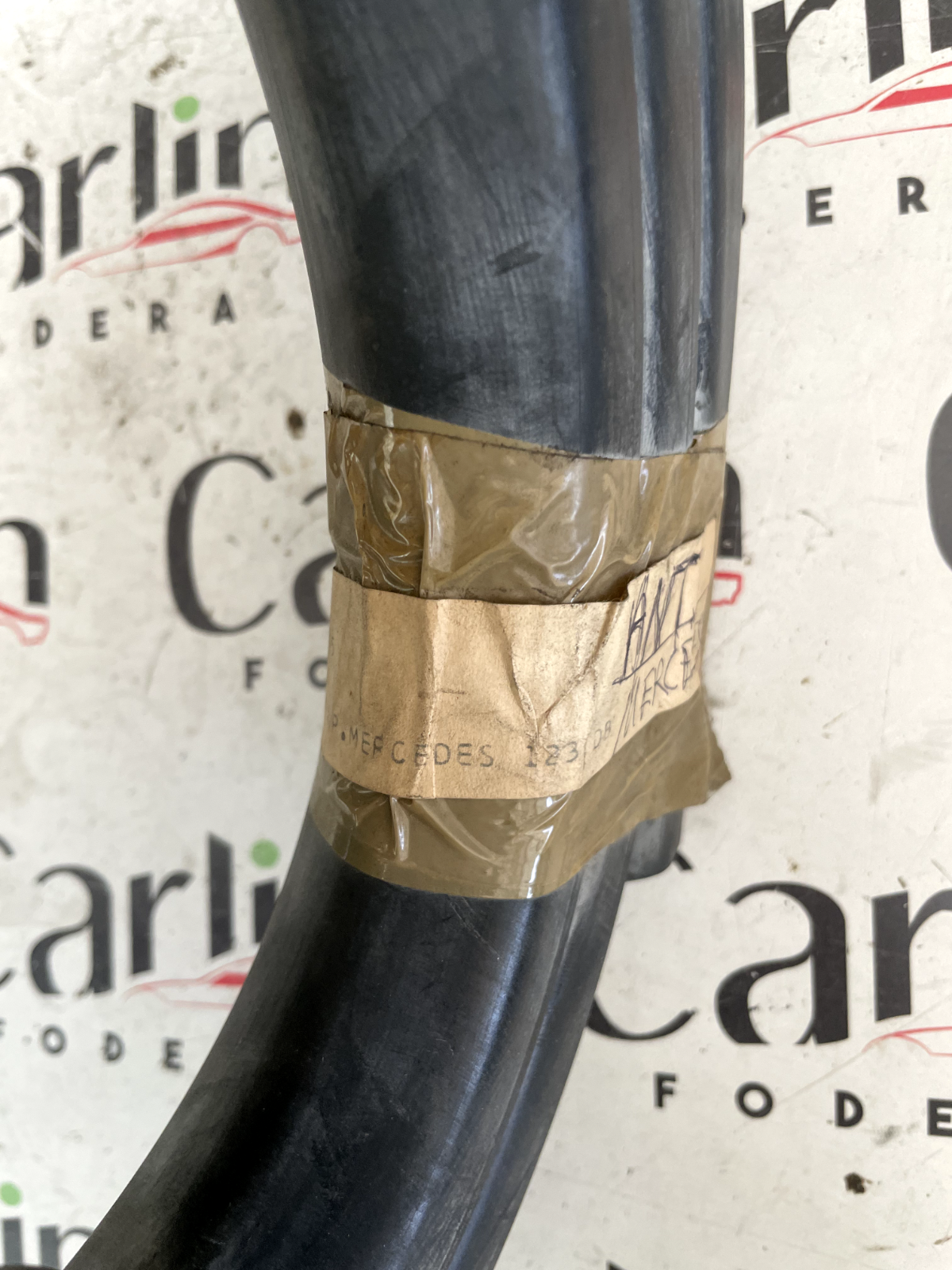 Guarnizione Paraurti Posteriore Mercedes W123 - 16295 detail 2