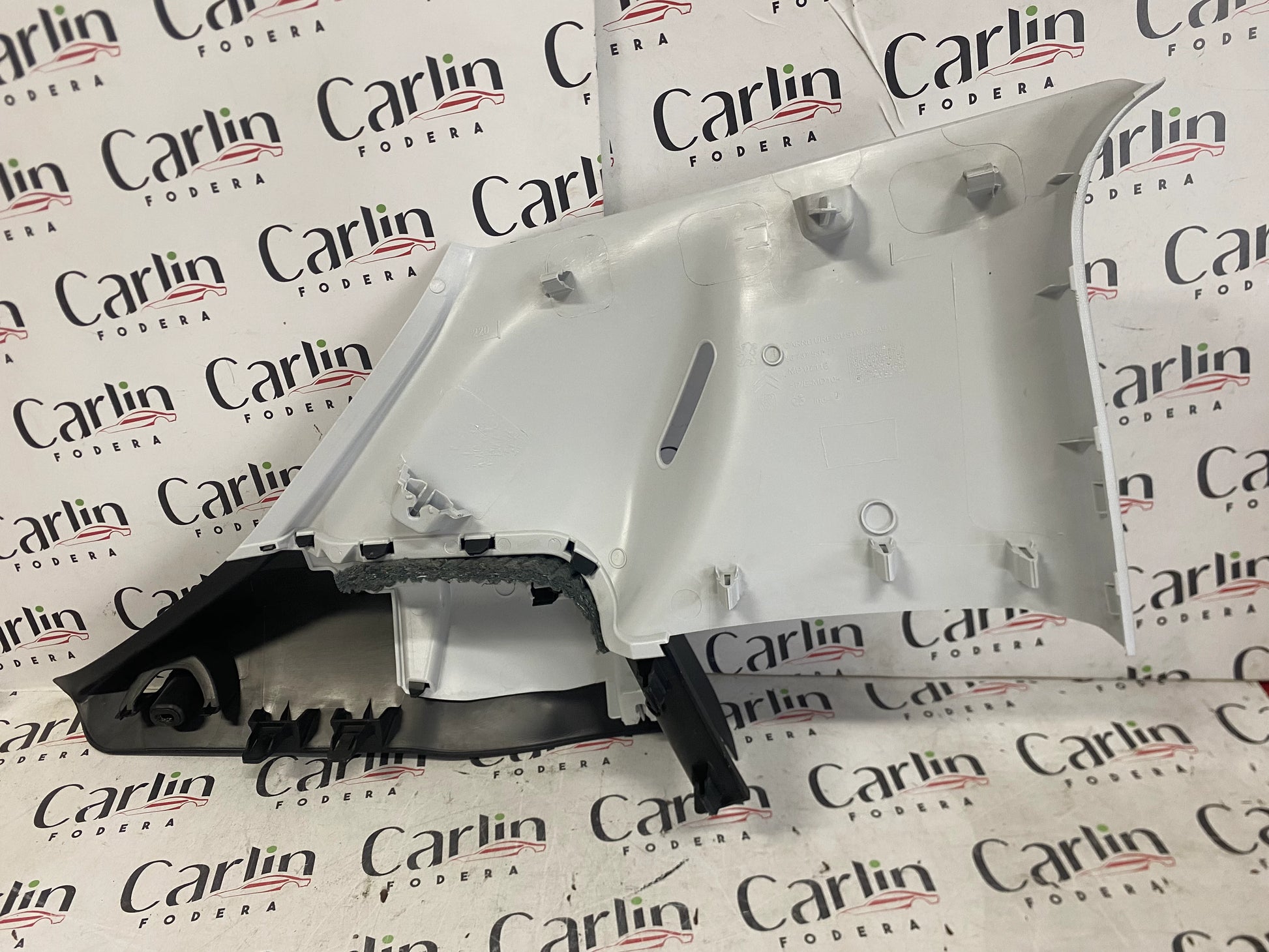 Rivestimento Montante C Posteriore Destro PEUGEOT 208 (2013) 1.6 HDi – Cod. 9673753777 | Originale Usato 1