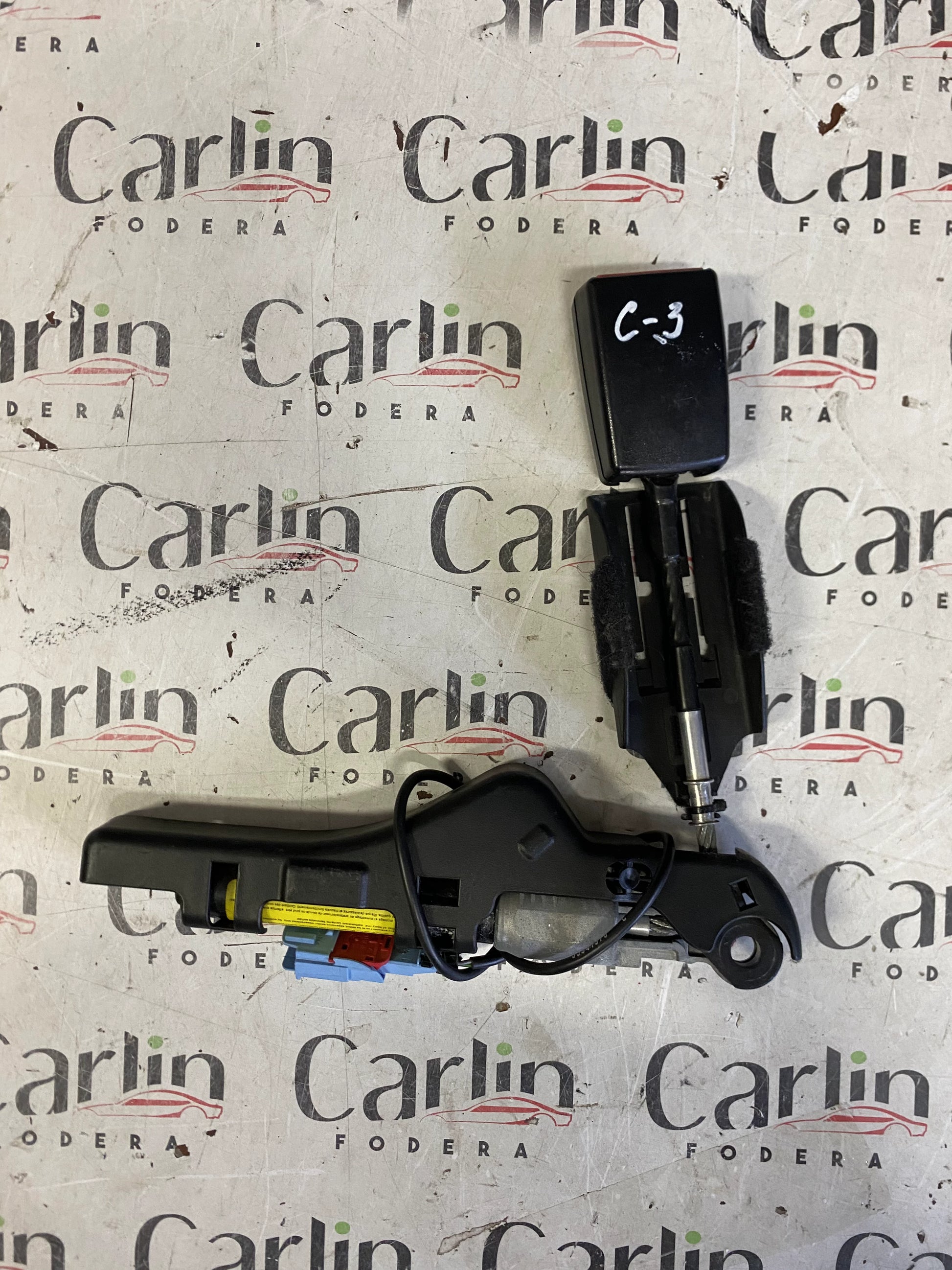 Attacco Cintura Sicurezza Anteriore Destra CITROËN C3 – Cod. 33022955 | Ricambio Originale Usato