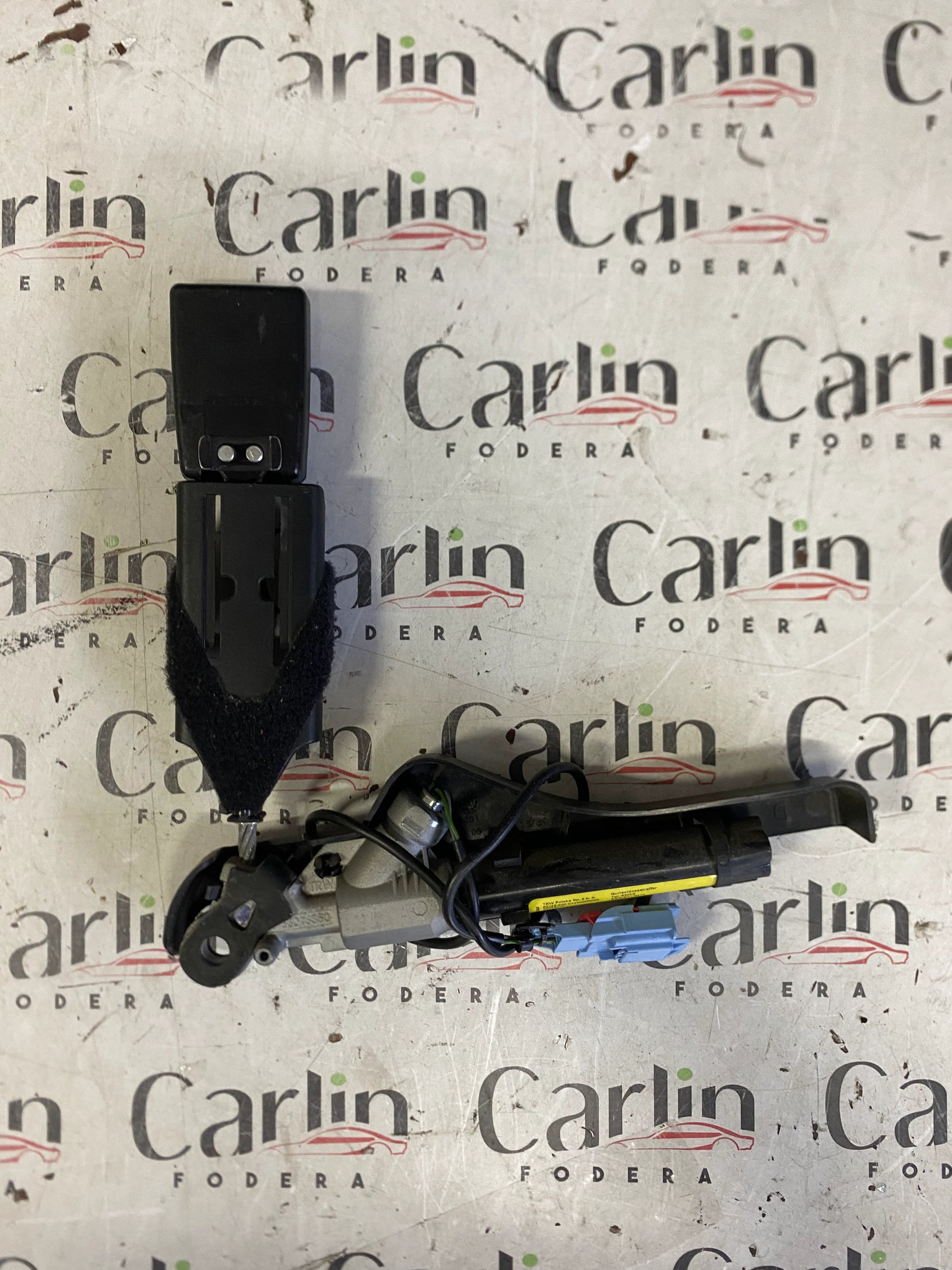 Attacco Cintura Sicurezza Anteriore Destra CITROËN C3 – Cod. 33022955 | Ricambio Originale Usato 1