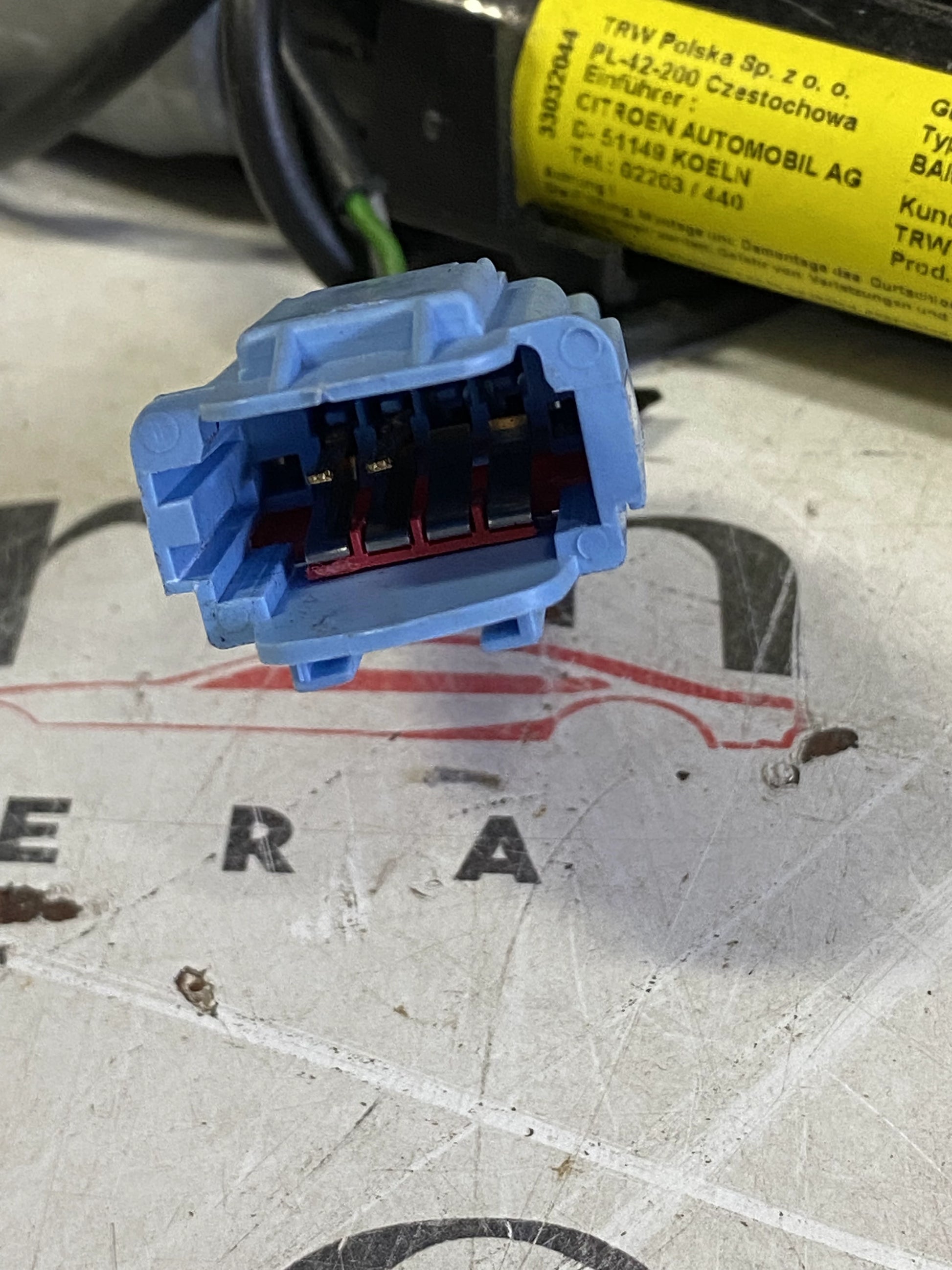 Attacco Cintura Sicurezza Anteriore Destra CITROËN C3 – Cod. 33022955 | Ricambio Originale Usato 4