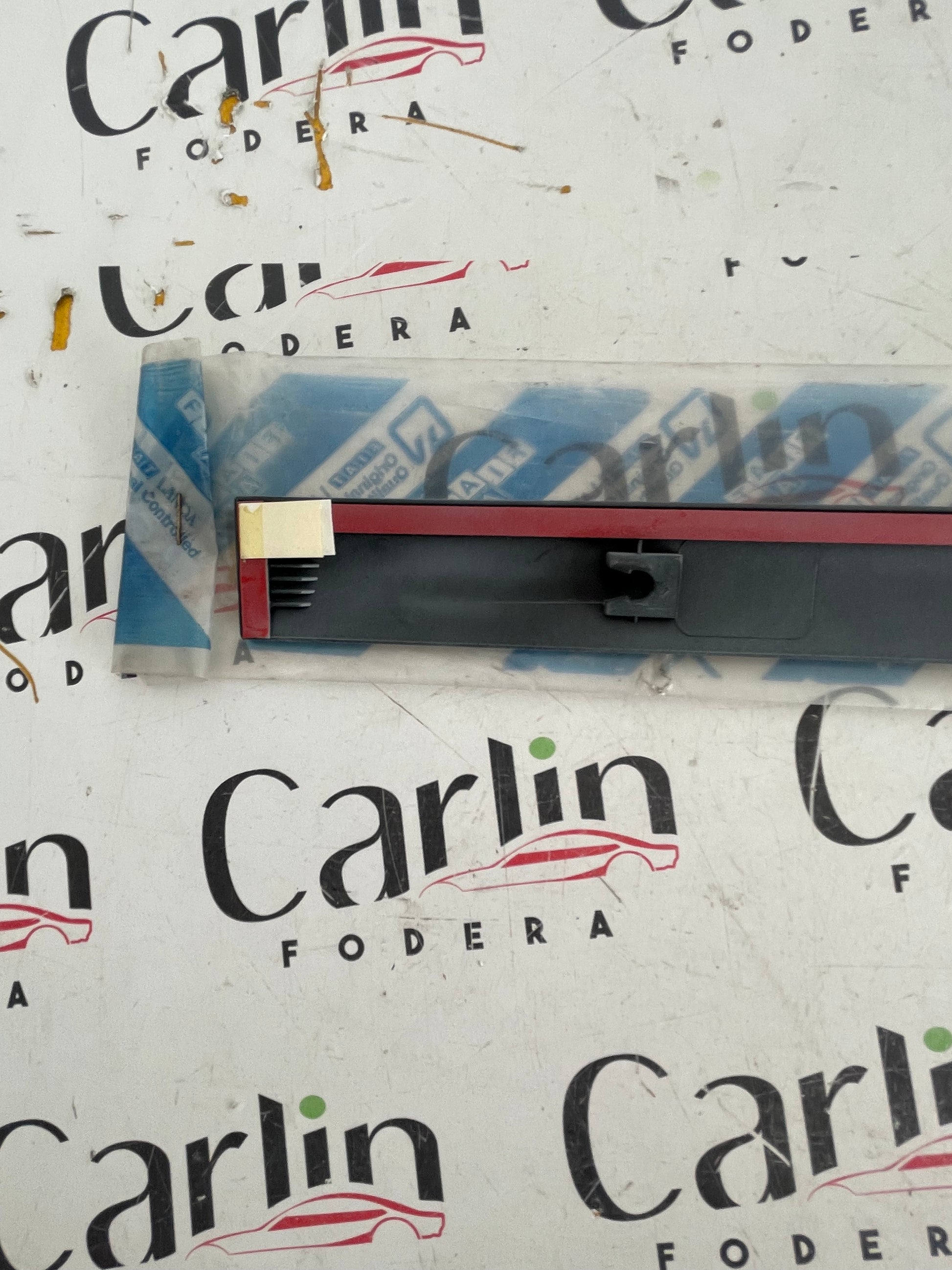 Modanatura Porta Anteriore Destra Lancia Thesis  71729210 detail