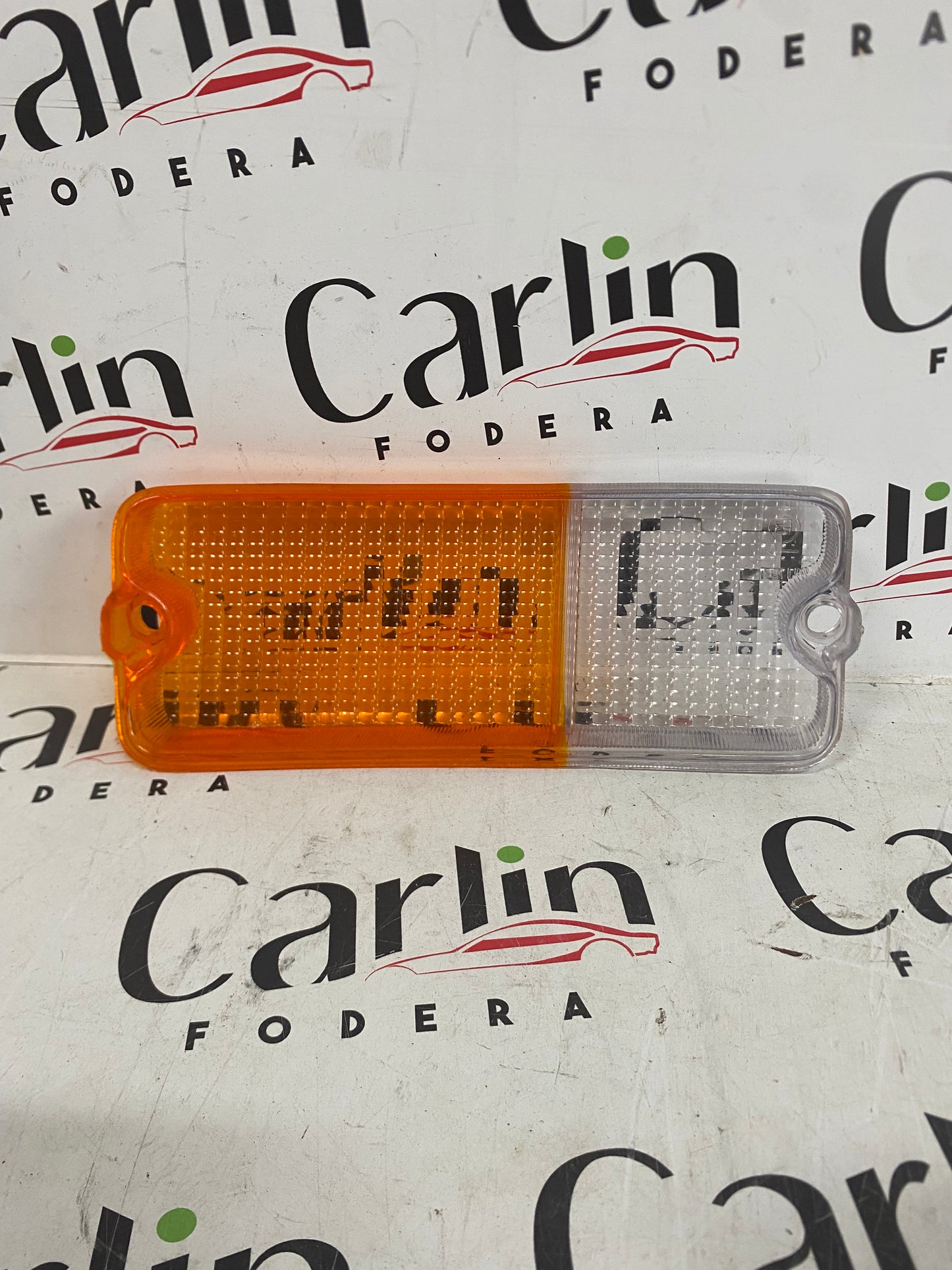 PLASTICA FANALINO ANTERIORE BICOLORE SINISTRA NUOVA – FIAT 127