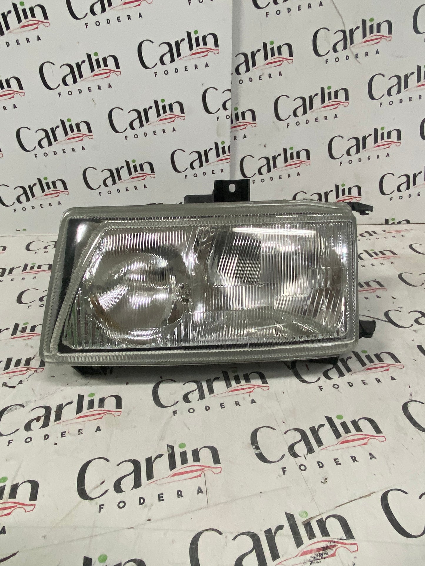 FARO ANTERIORE SINISTRO – SEAT IBIZA / CORDOBA 16V 086232