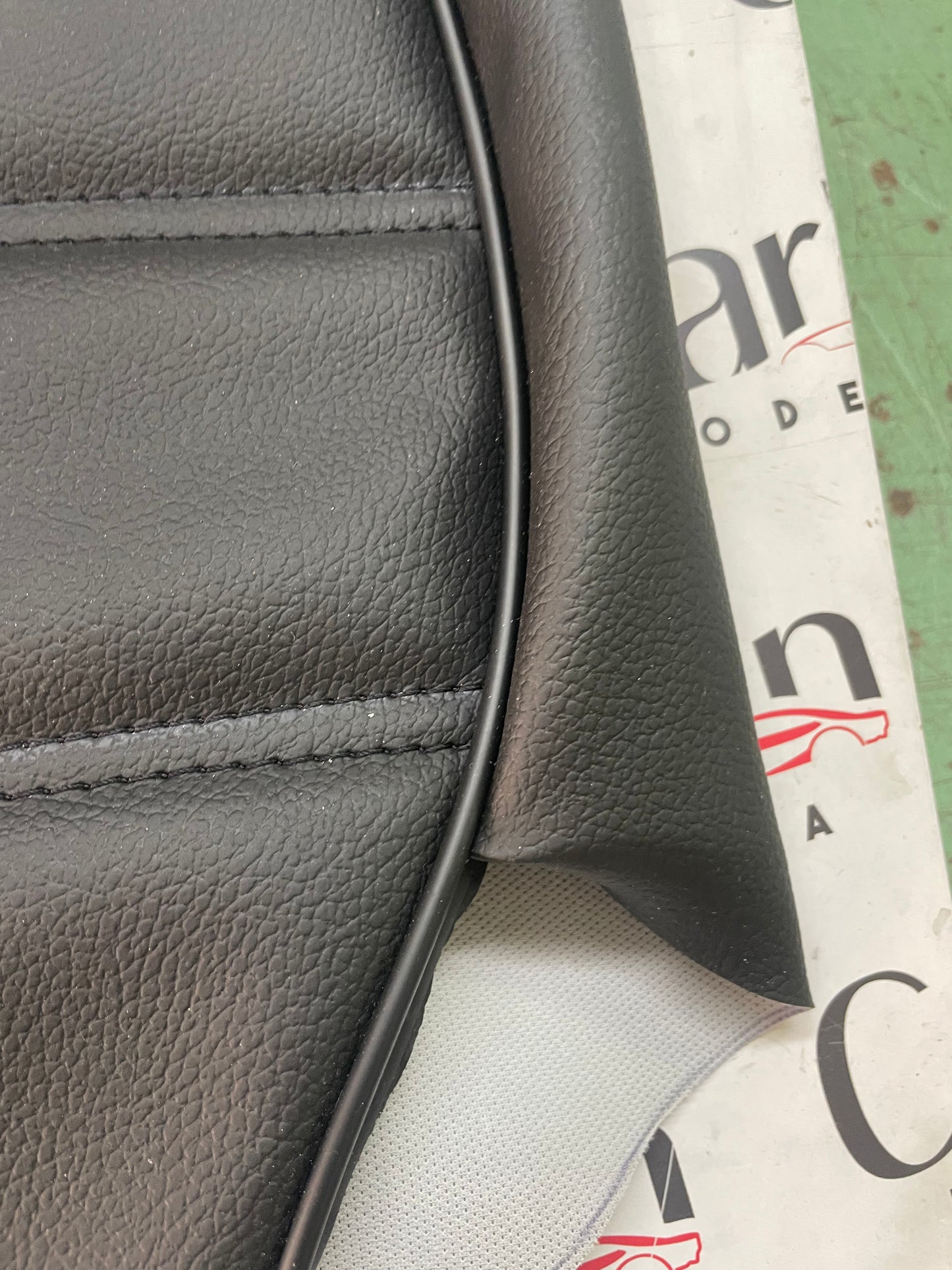 Rivestimenti Primo Impianto in Finta Pelle Nera per Sedili Fiat Panda 141 4x4