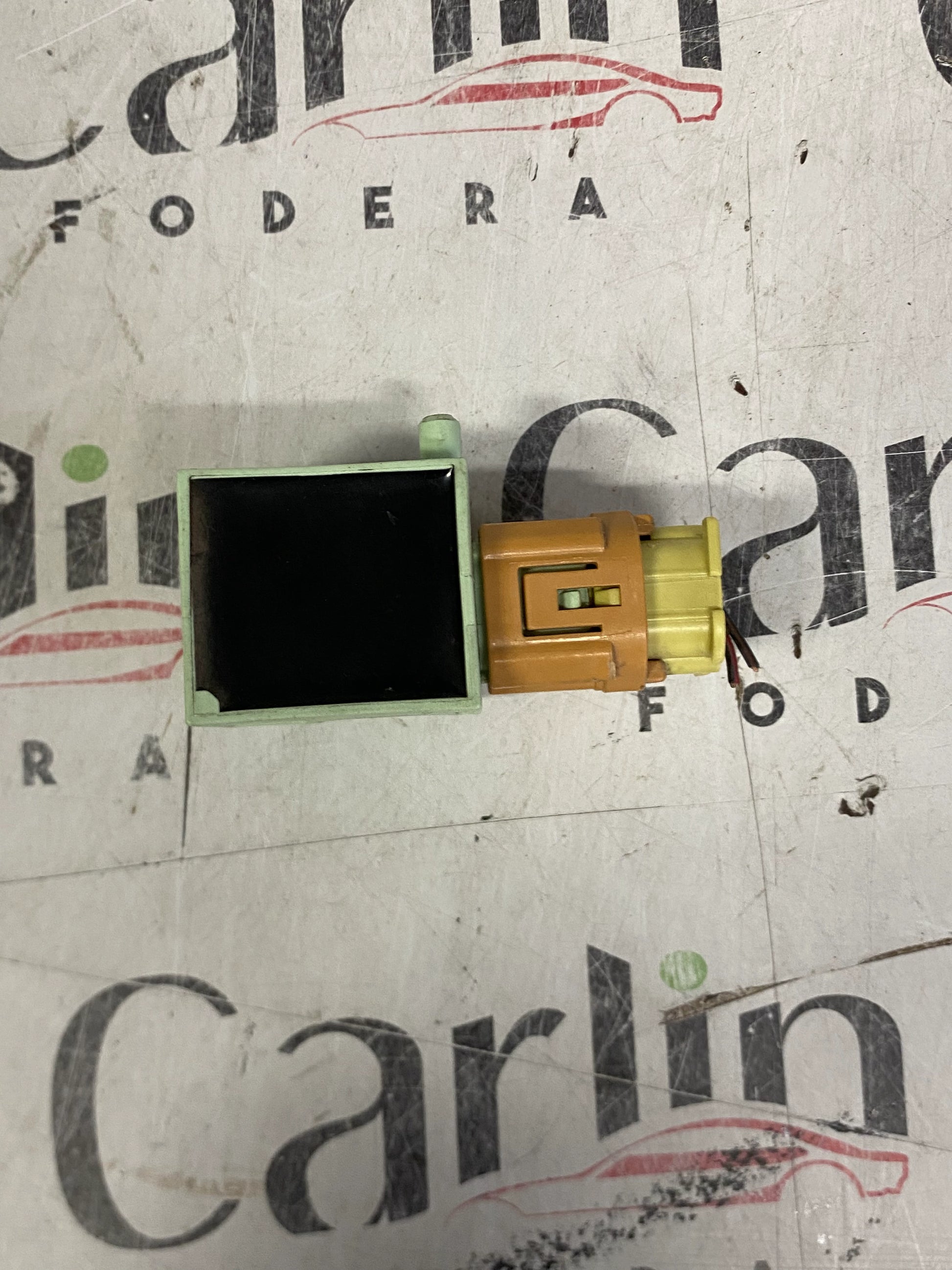 Sensore Airbag Anteriore Destro FIAT Stilo – Cod. 46805521 | Ricambio Originale Usato 2