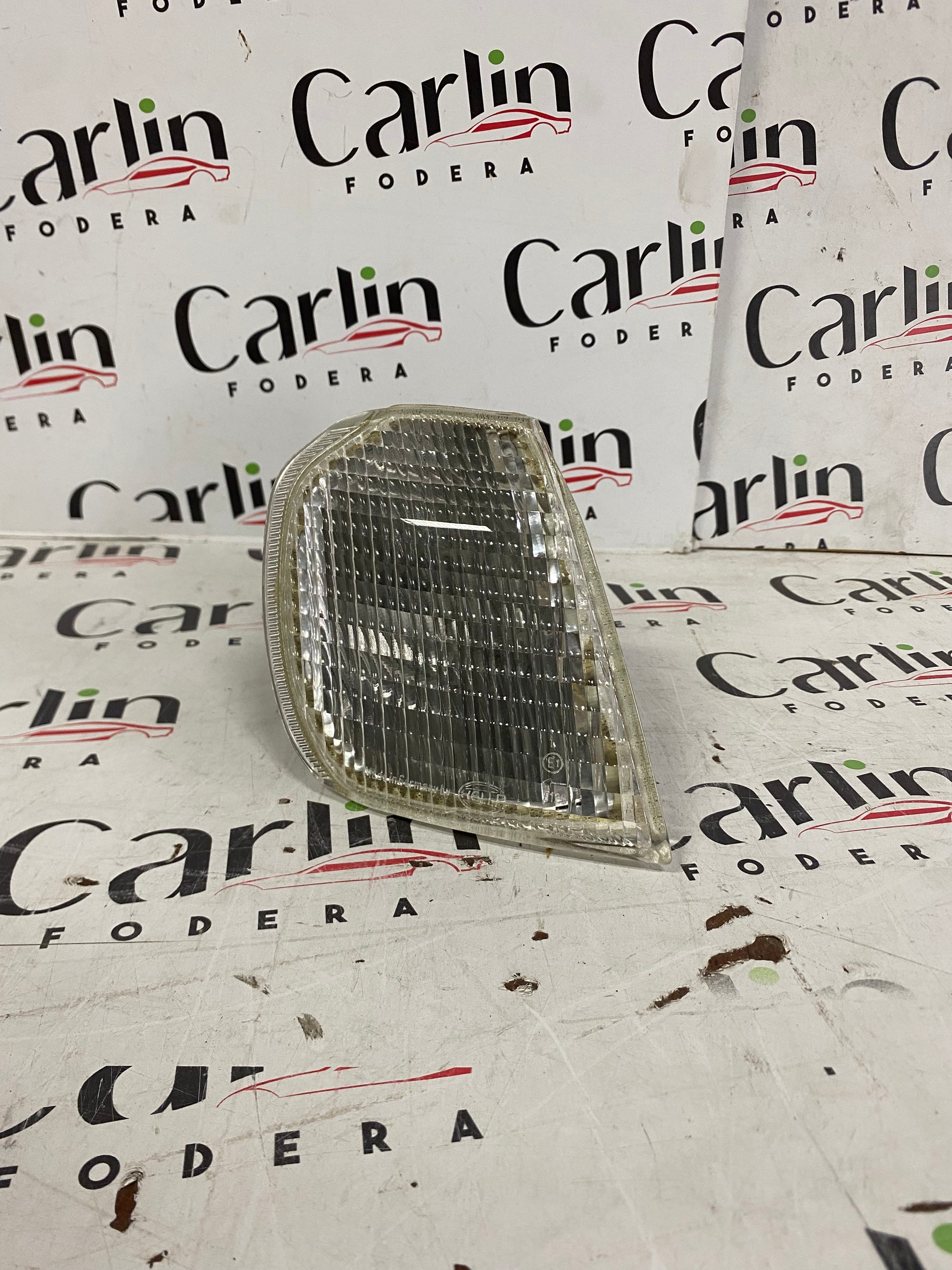 INDICATORE DI DIREZIONE ANTERIORE DESTRO – ALFA ROMEO 145 / 146 – HELLA 2BA 007 042-041