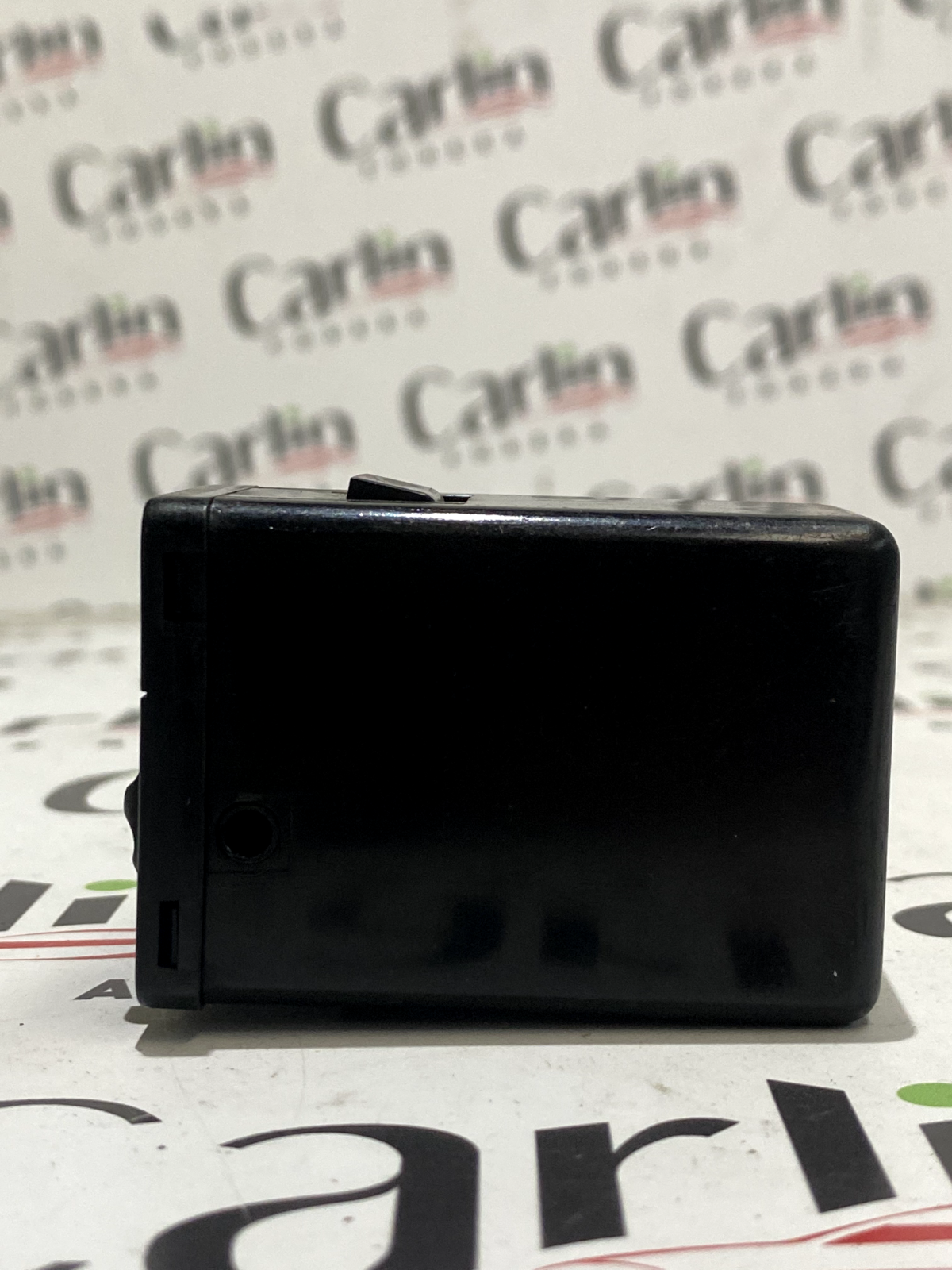 Interruttore Luci Hyundai Lantra 9495028000 detail