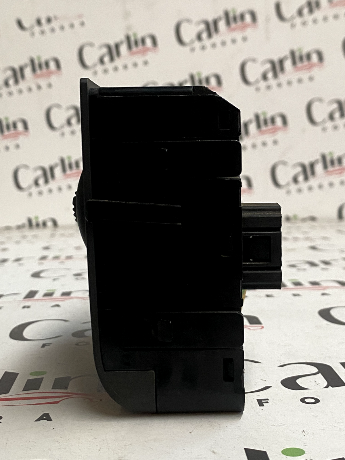 Interruttore Luci Volvo V40/S40 - 30613945 detail