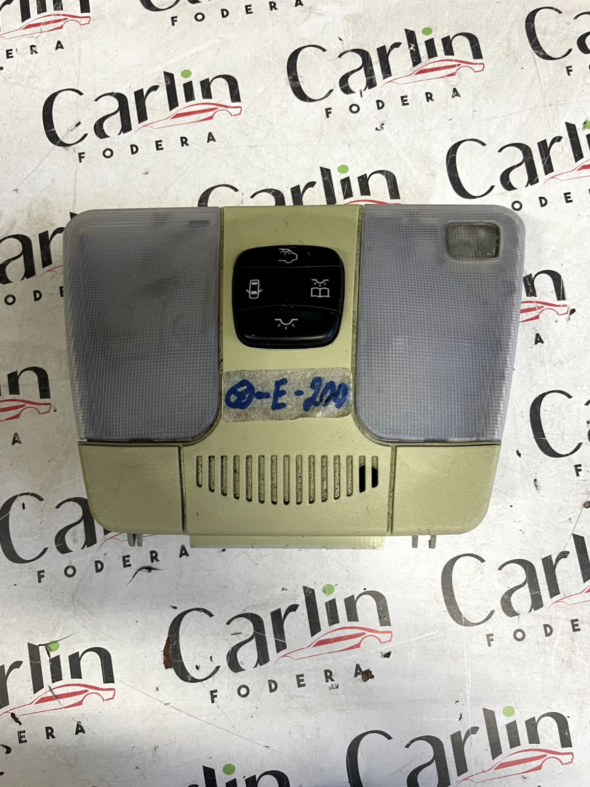 Luce Interna Mercedes-Benz Classe E 280 (1999) - 208820