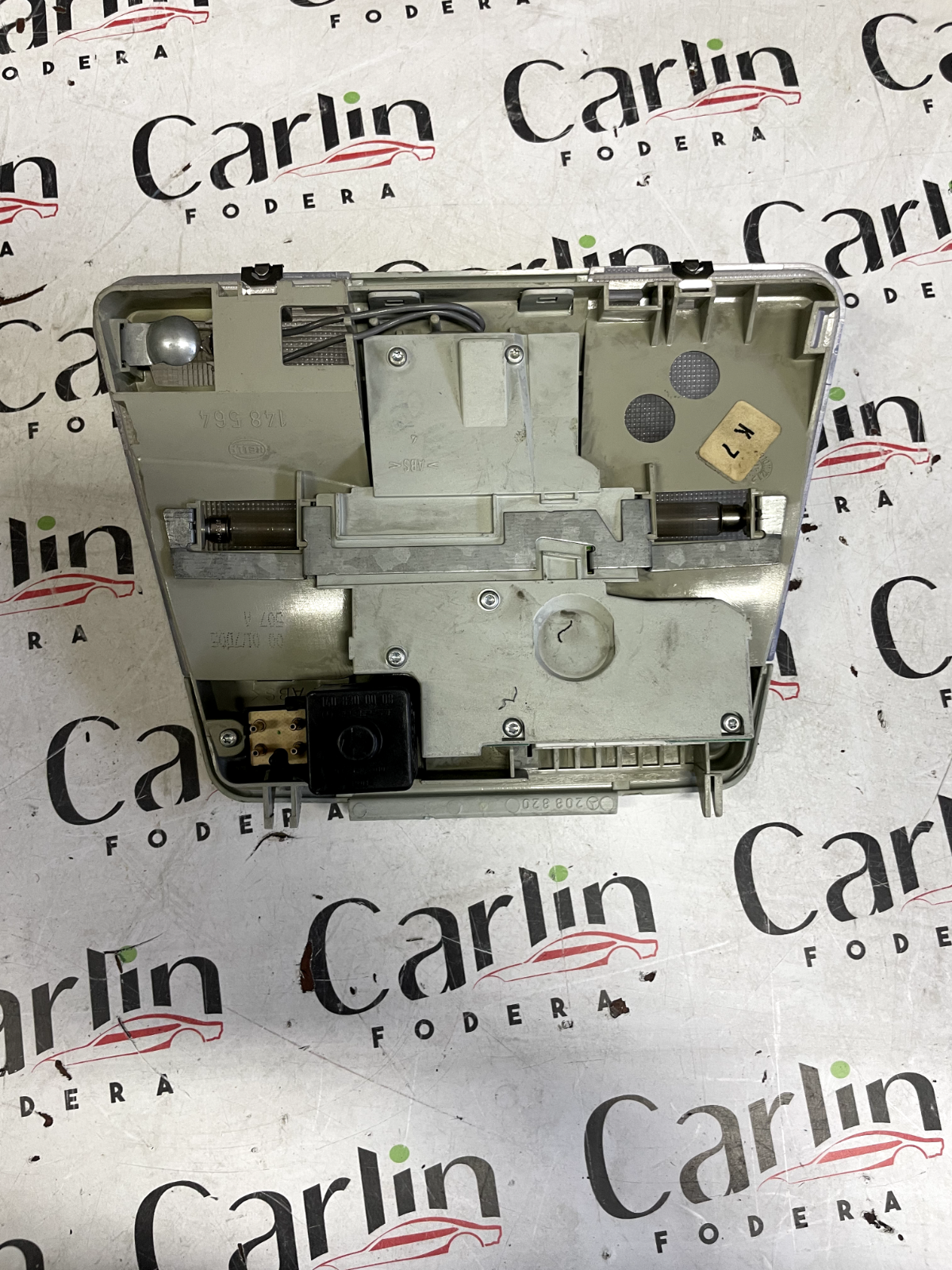 Luce Interna Mercedes-Benz Classe E 280 (1999) - 208820 detail