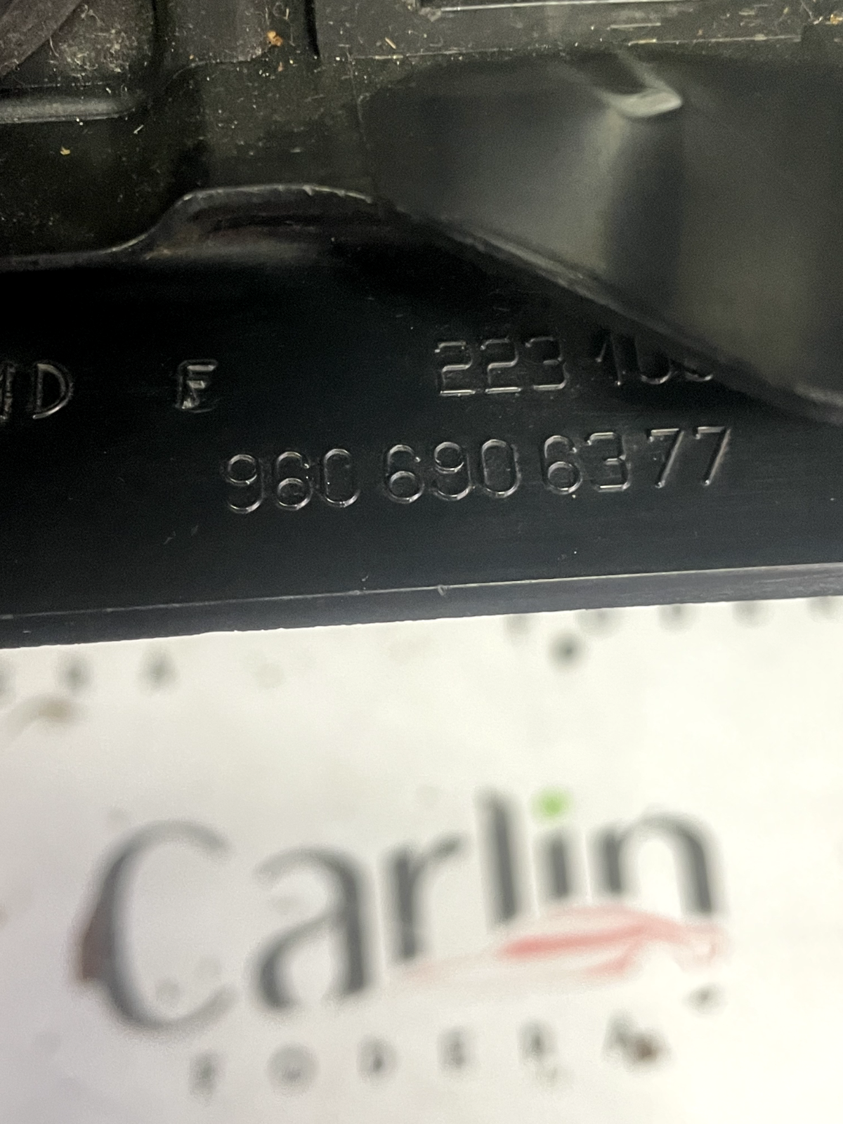 Luce Interna Plafoniera Nera Citroën AX 9606906377 detail 2