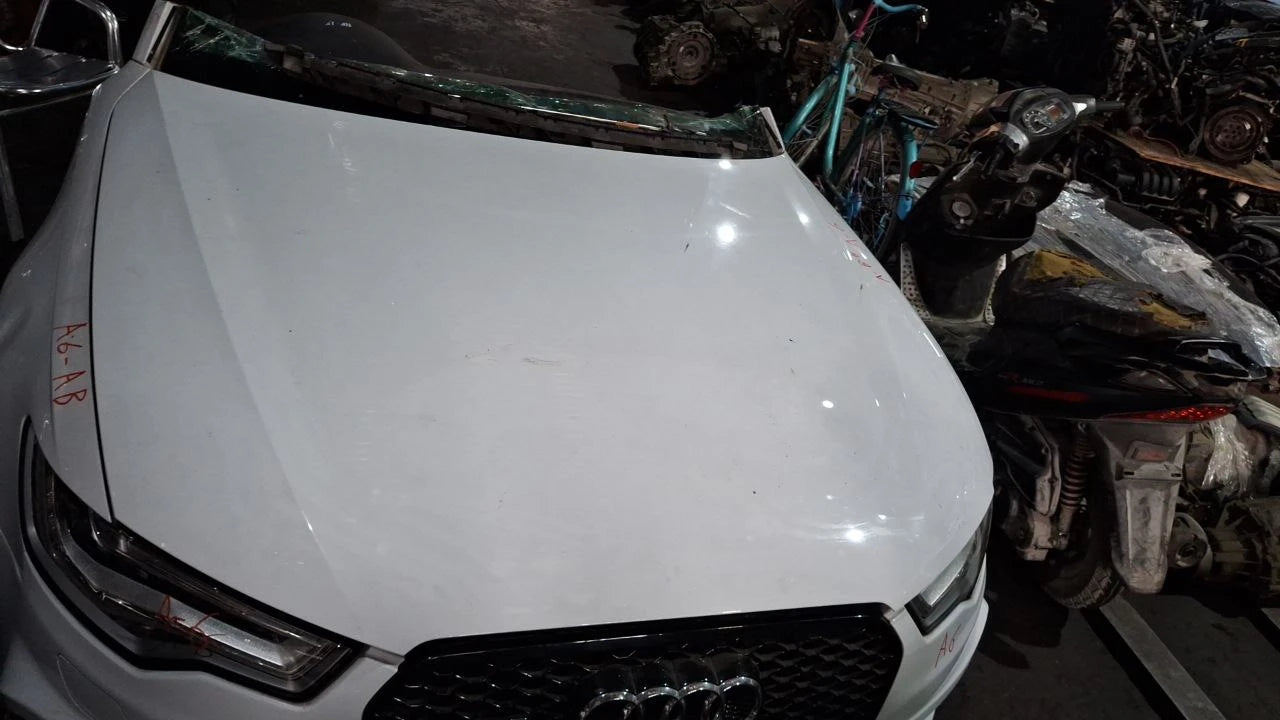 MUSATA FRONTALE COMPLETA AUDI A6 4G S-LINE 2014 in Poi 4