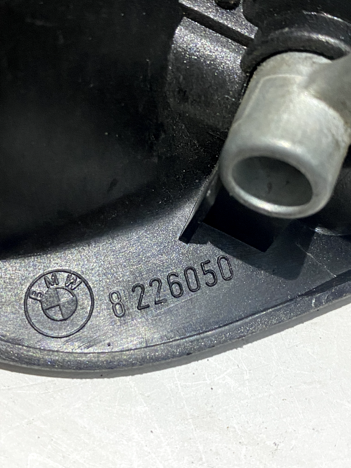 Maniglia Interna Porta Posteriore Dx BMW Serie 5 E39 8226050 detail 2