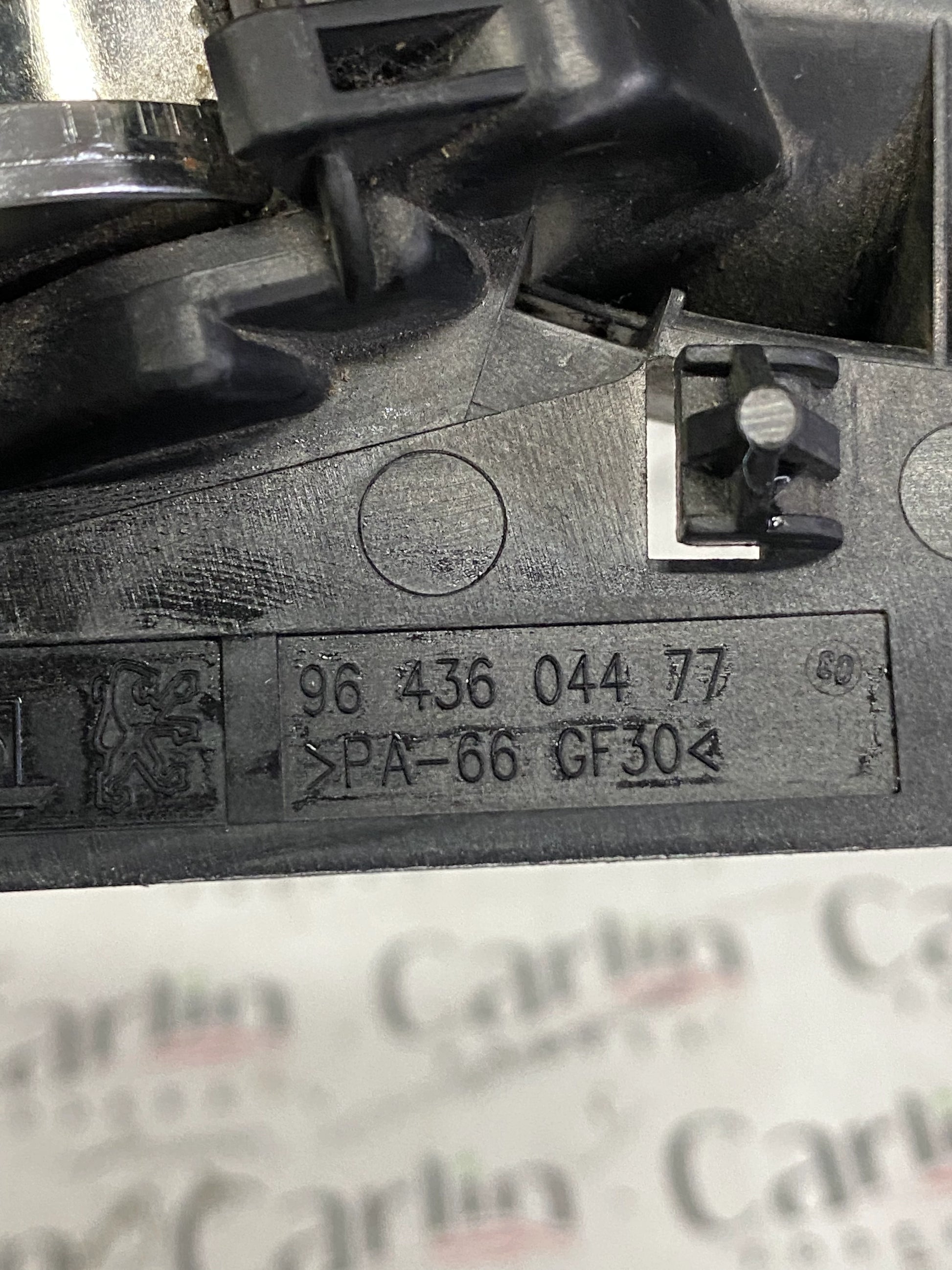 Maniglia Interna Posteriore Destra PEUGEOT 307 – Cod. 9143F5 / 9643604477 / 1053913 4