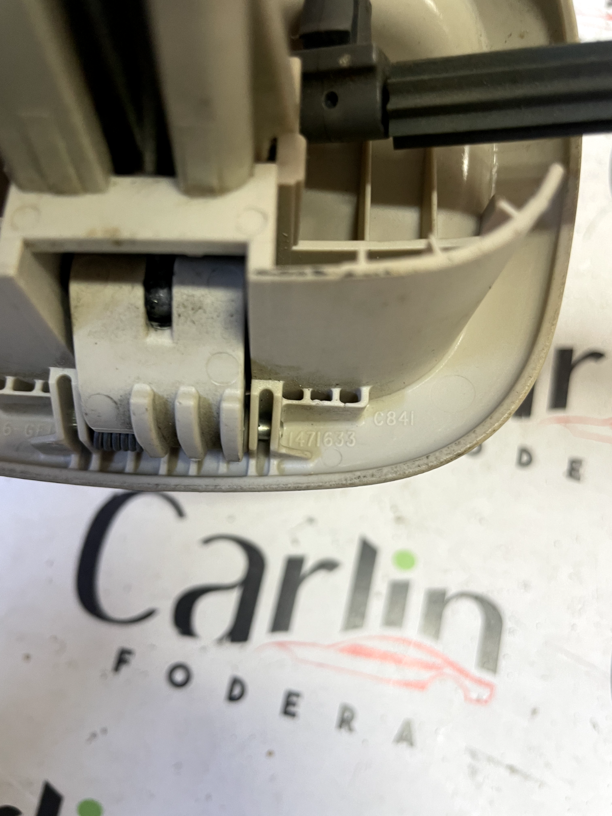 Maniglia Sgancio Sedile Anteriore DX FIAT 500/ABARTH 1471633 detail 2