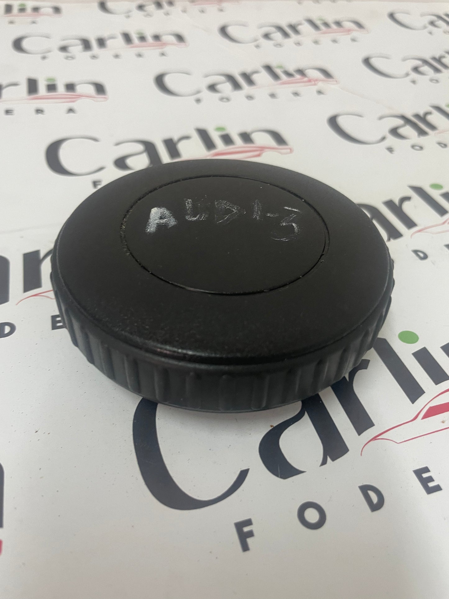 Manopola Ribaltamento Schienale Audi A3/A4/A6 8330862 detail