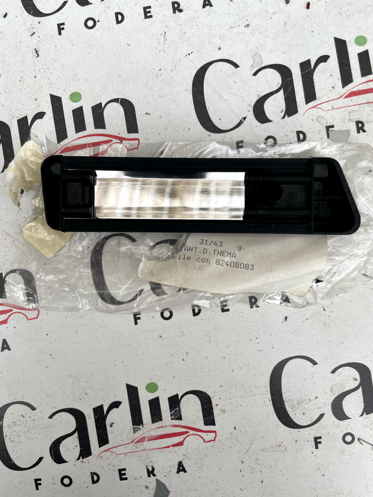 Modanatura Parafango Anteriore Destra Lancia Thema 82408083 detail