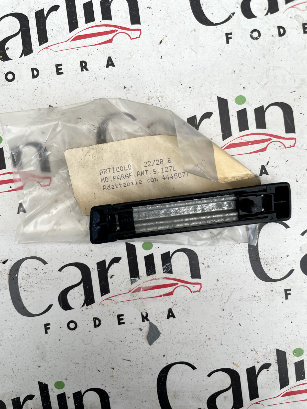 Modanatura Parafango Anteriore Sinistra Fiat 127 L - 4448077 detail