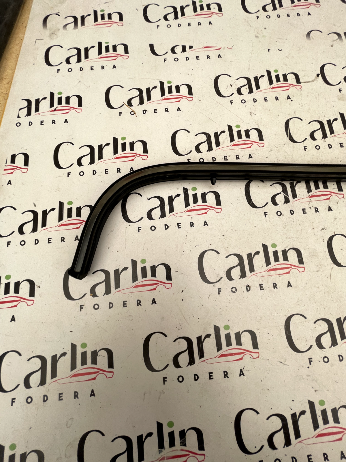 Modanatura Parafango Posteriore DX Mercedes-Benz 123 - 1236900980 detail 1