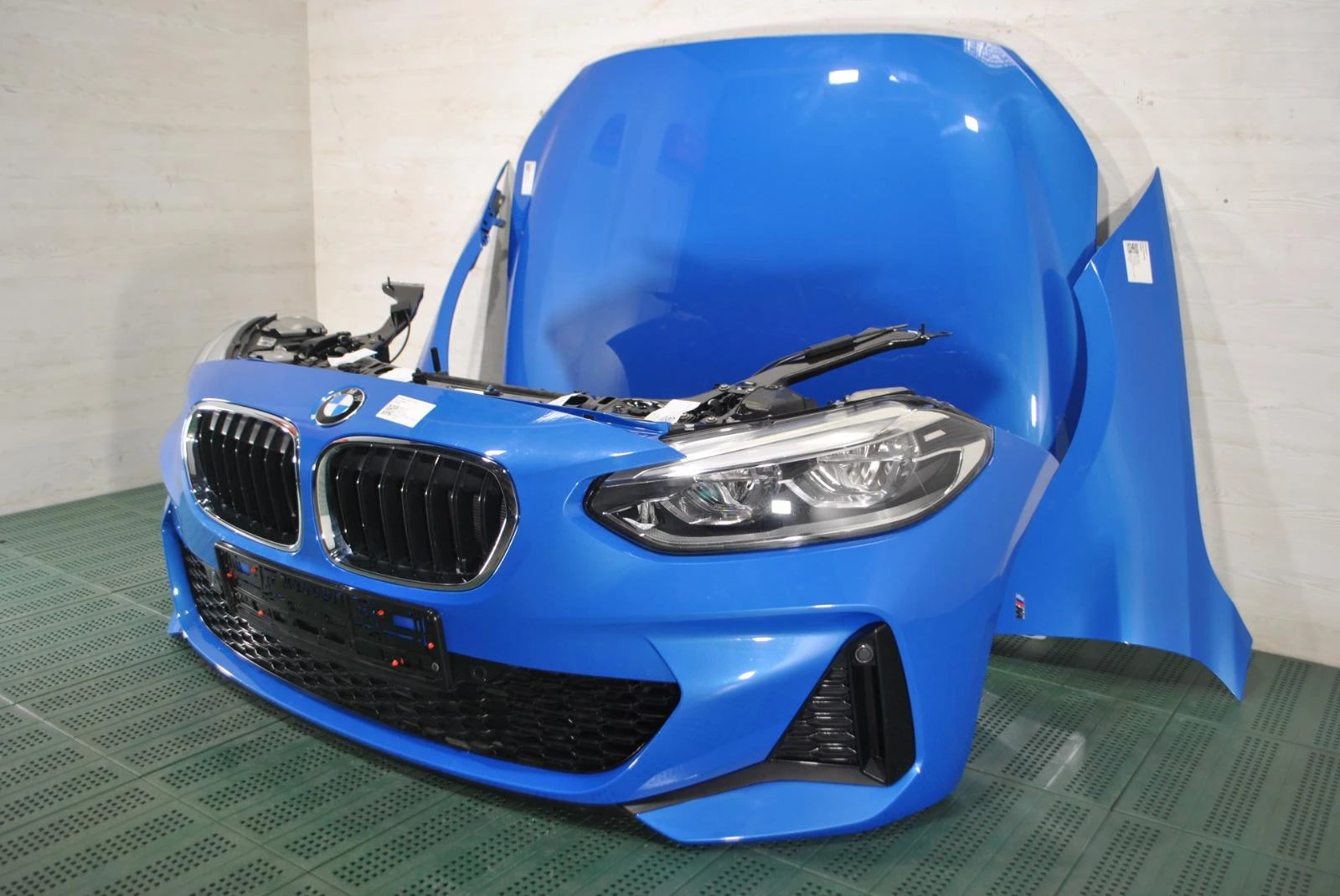 Musata Frontale BMW Serie 1 F523