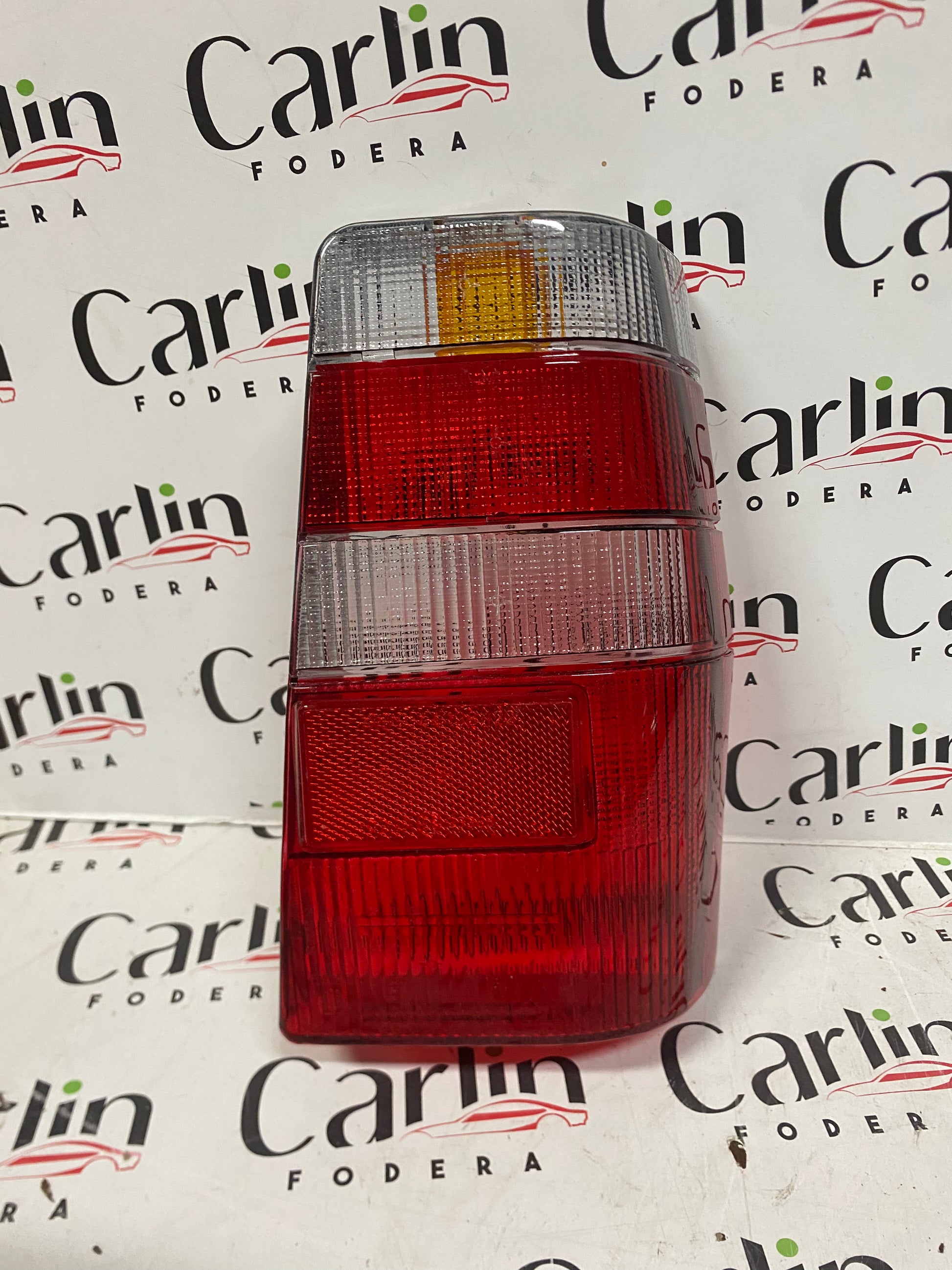 PLASTICA FANALINO POSTERIORE DESTRO – FIAT DUNA / FIAT FIORINO 1