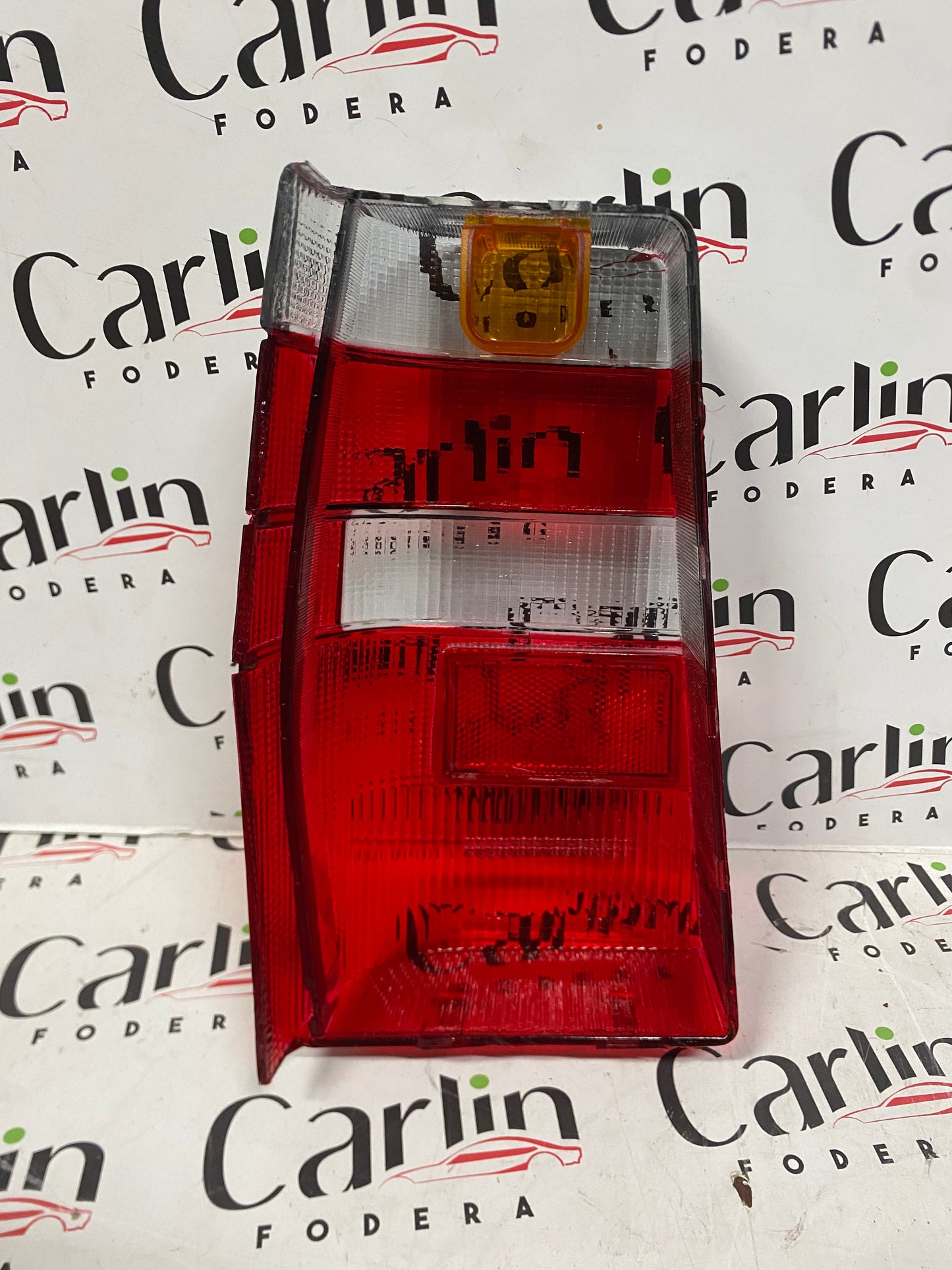 PLASTICA FANALINO POSTERIORE DESTRO – FIAT DUNA / FIAT FIORINO 3