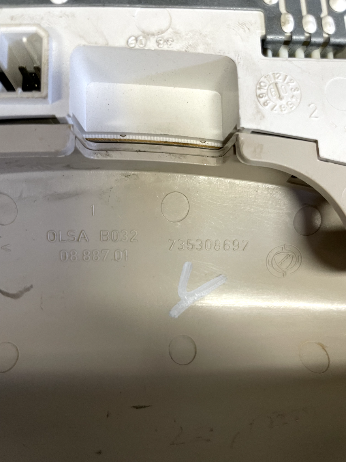 Plafoniera Luce Abitacolo Lancia Y (2005) 735308697 detail 2