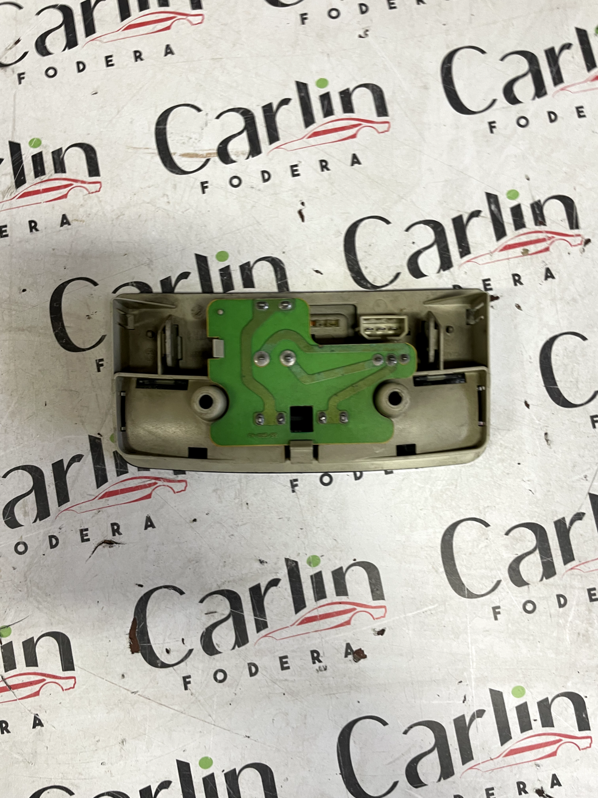 Plafoniera Luce Abitacolo Skoda Fabia - 6Q0947105F detail