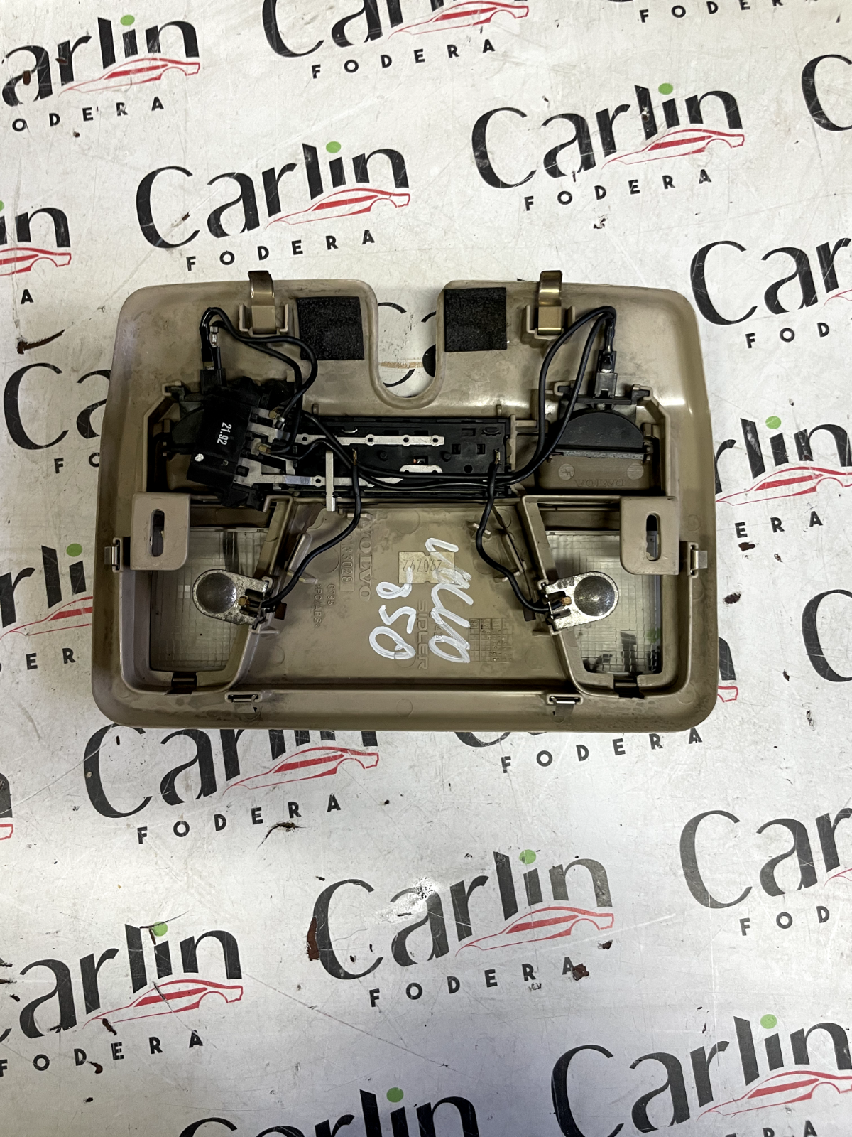 Plafoniera Luce Interna Anteriore Volvo 850 (1993.08/1997.10) 9133028 detail