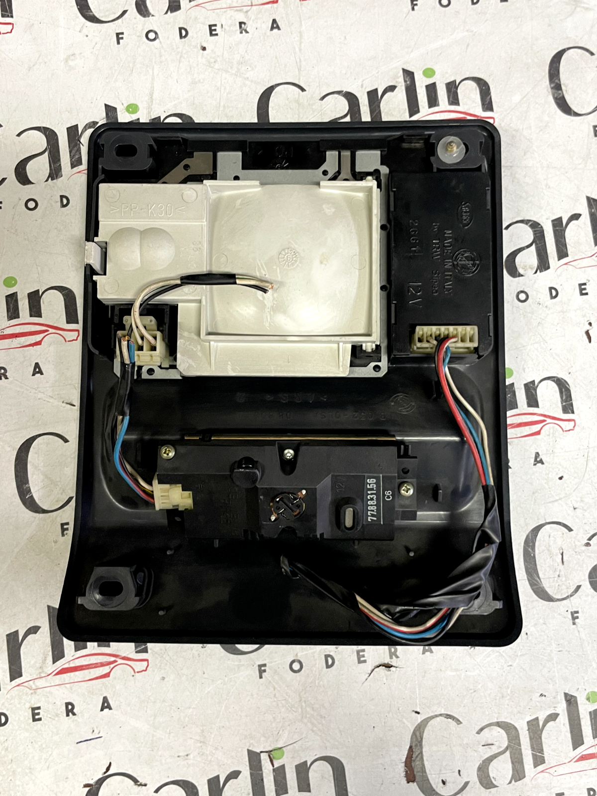 Plafoniera Luce Interna Fiat Punto 176 I Serie (1995) inside