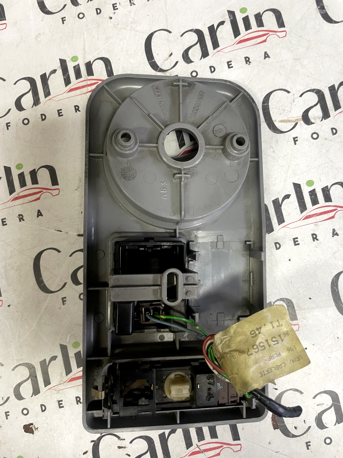 Plafoniera Luce Interna Peugeot 106 (1992-1996) 9605381477 detail