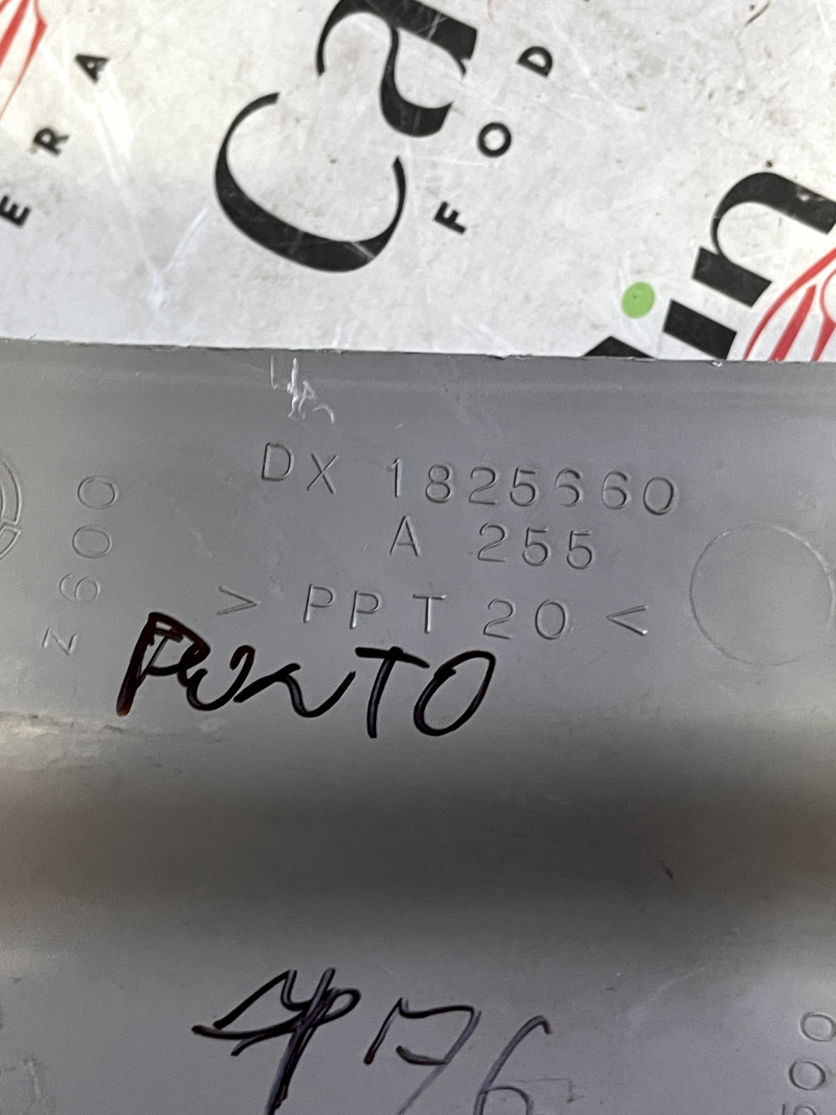 Plastica Baule Fiat Punto (176) - 1825660 detail