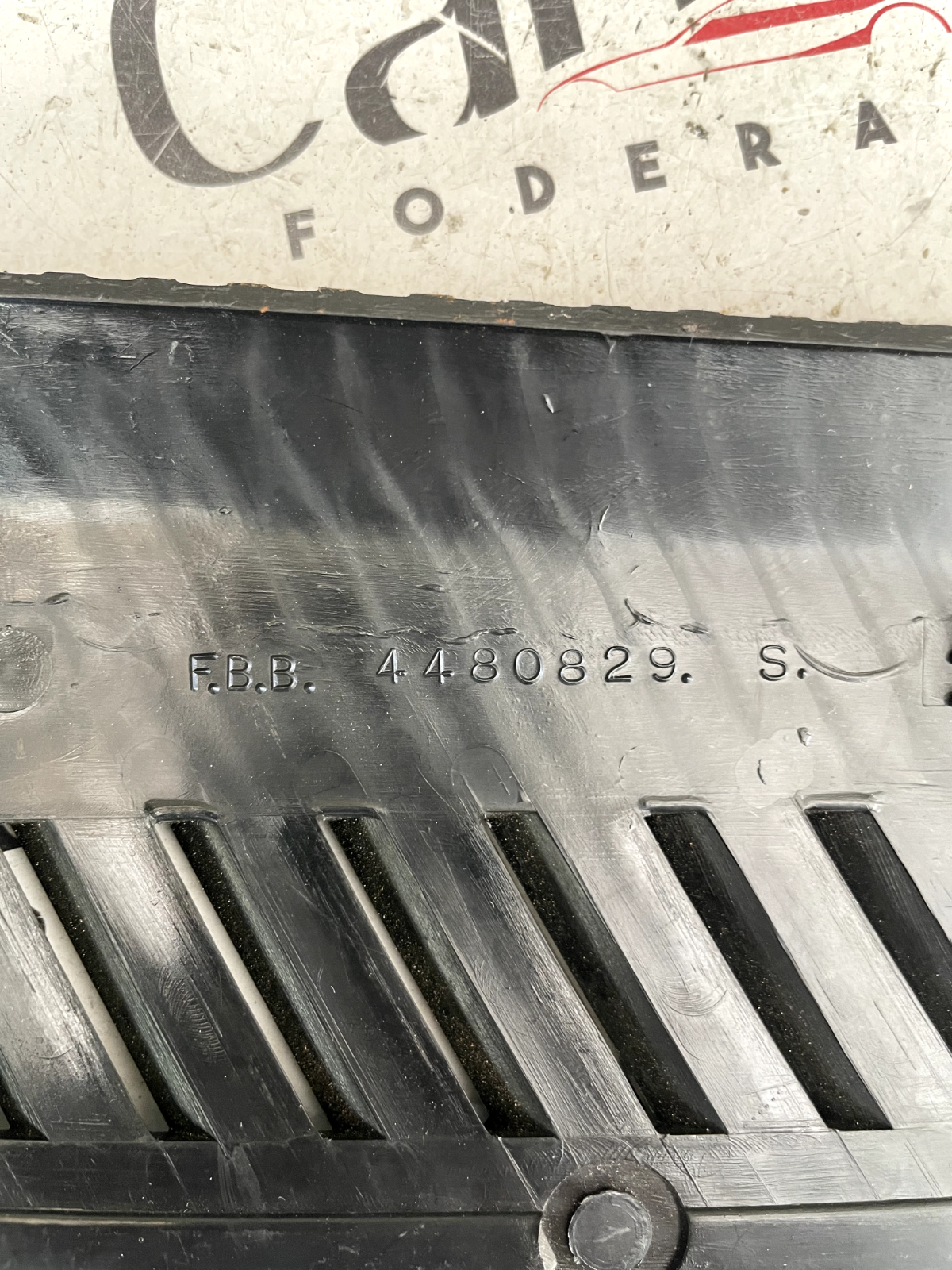 Presa Aria Parafango Posteriore Sinistro Autobianchi A112 detail 2